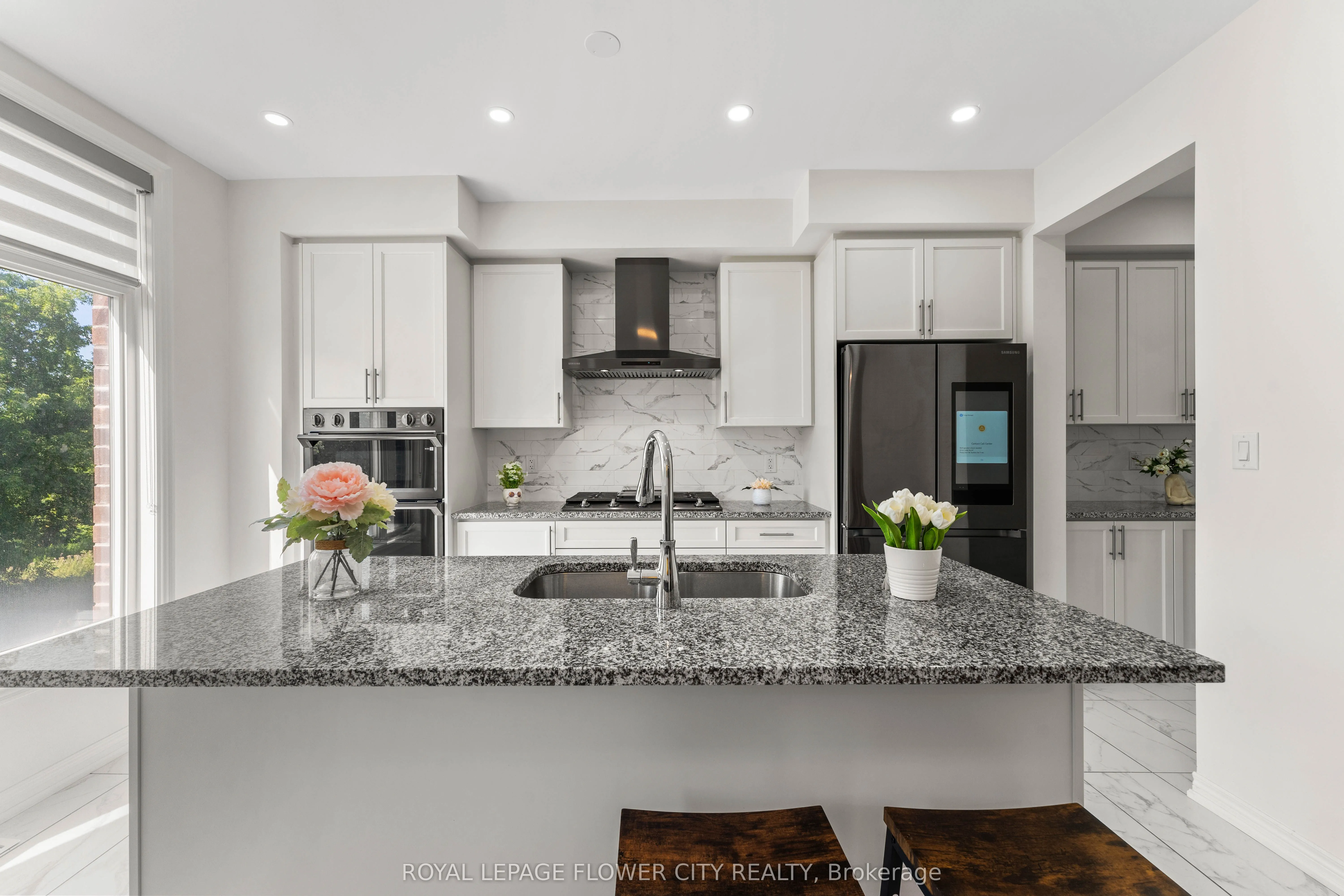 38 Queenpost Drive