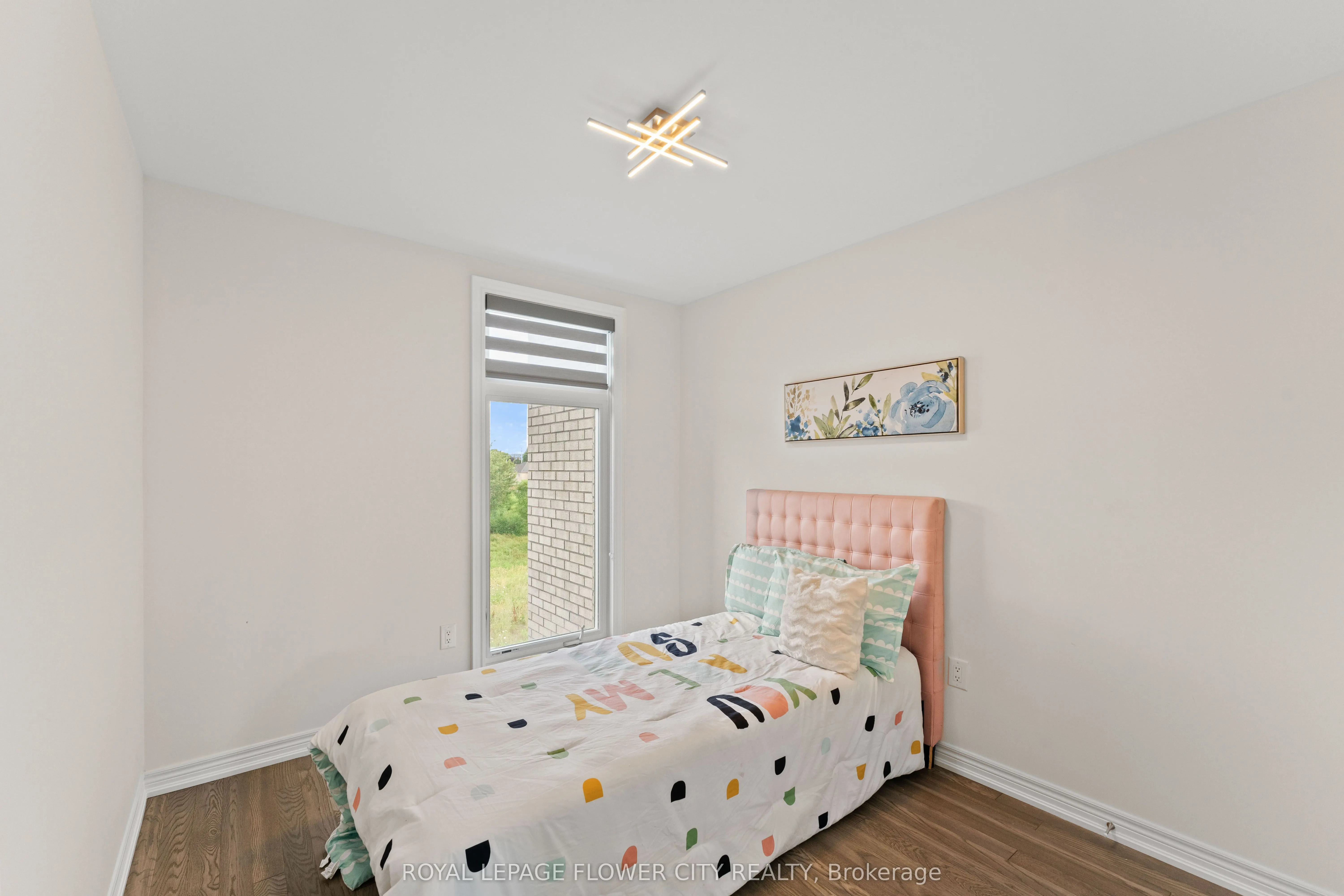 38 Queenpost Drive