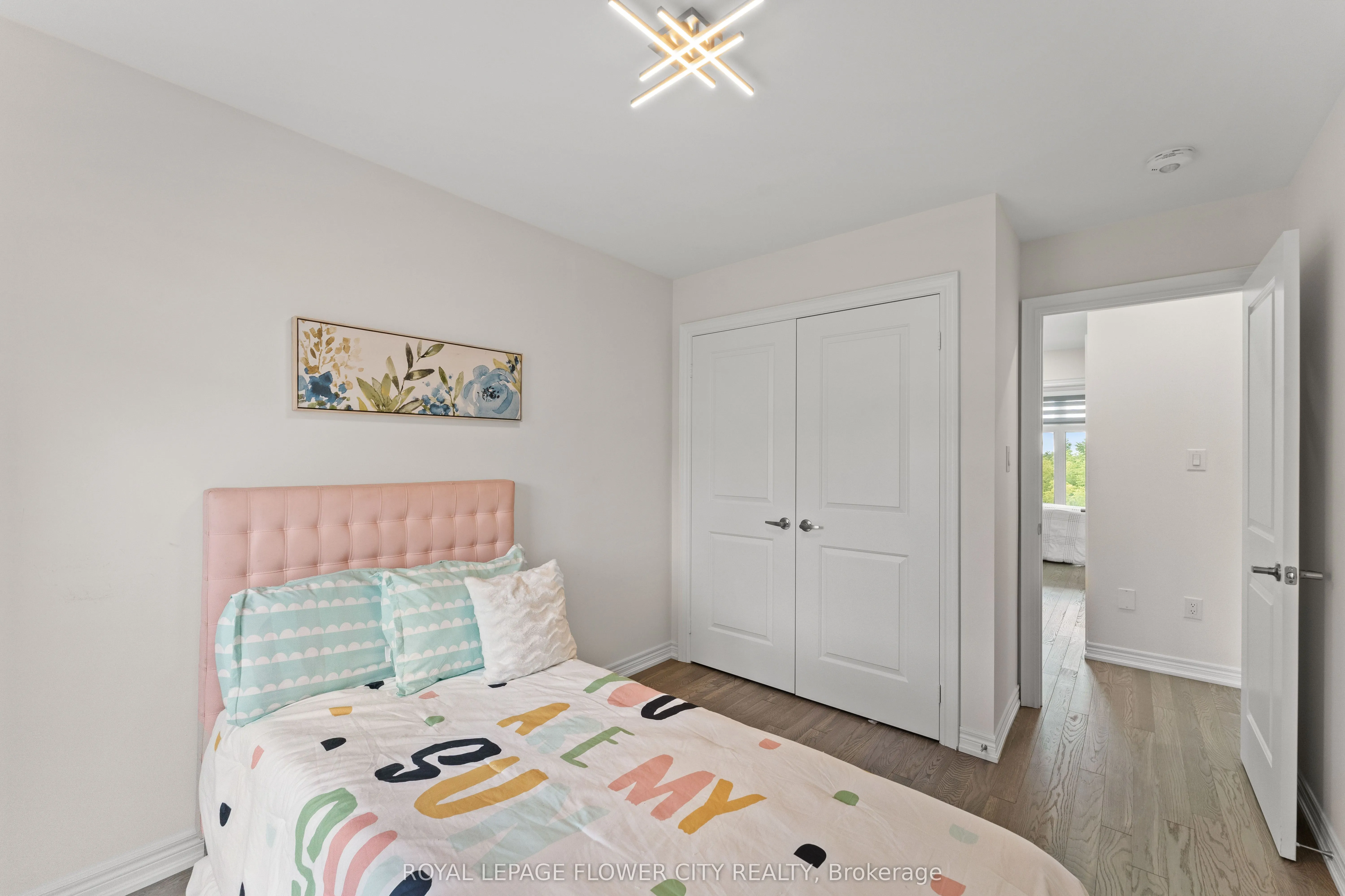 38 Queenpost Drive
