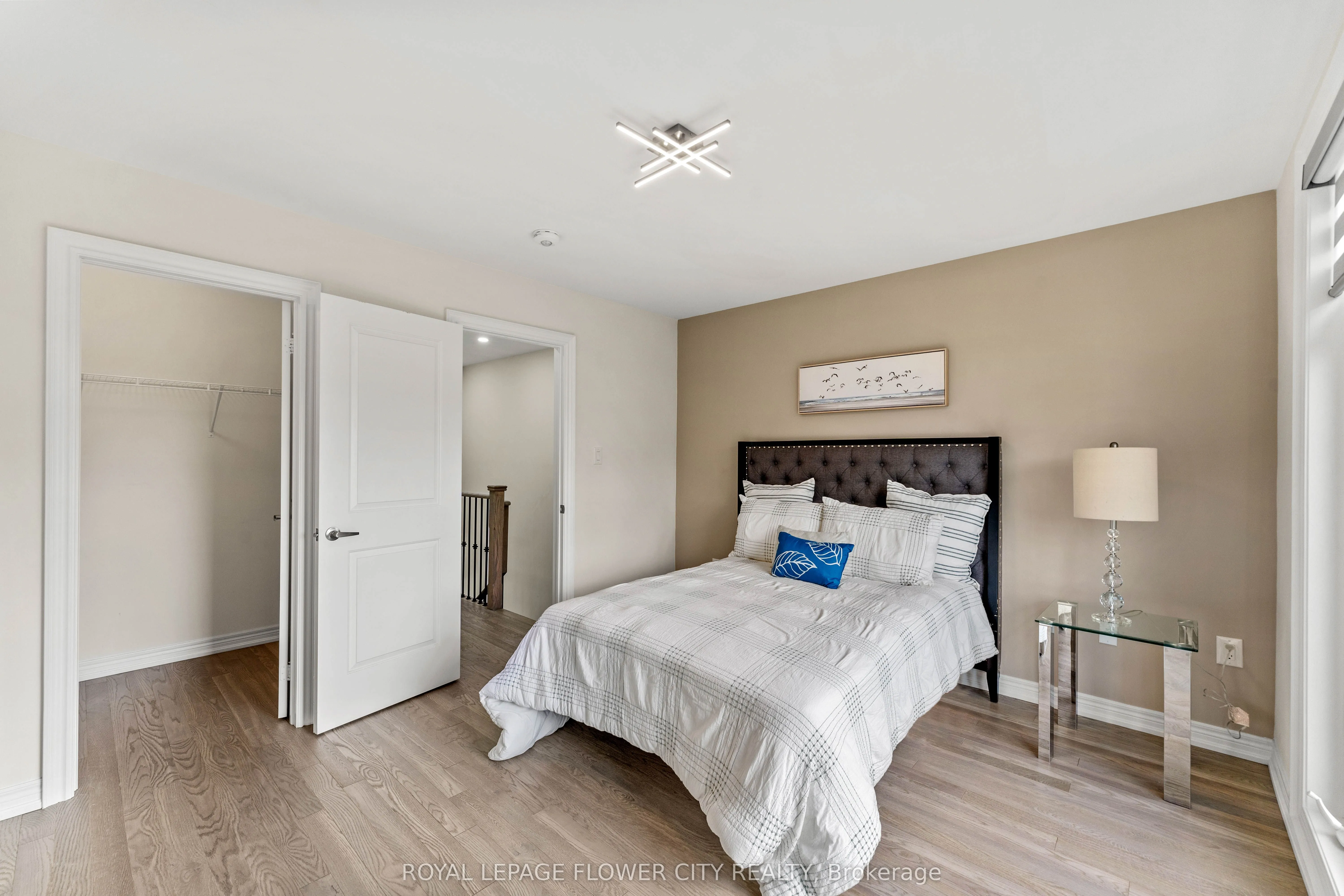 38 Queenpost Drive