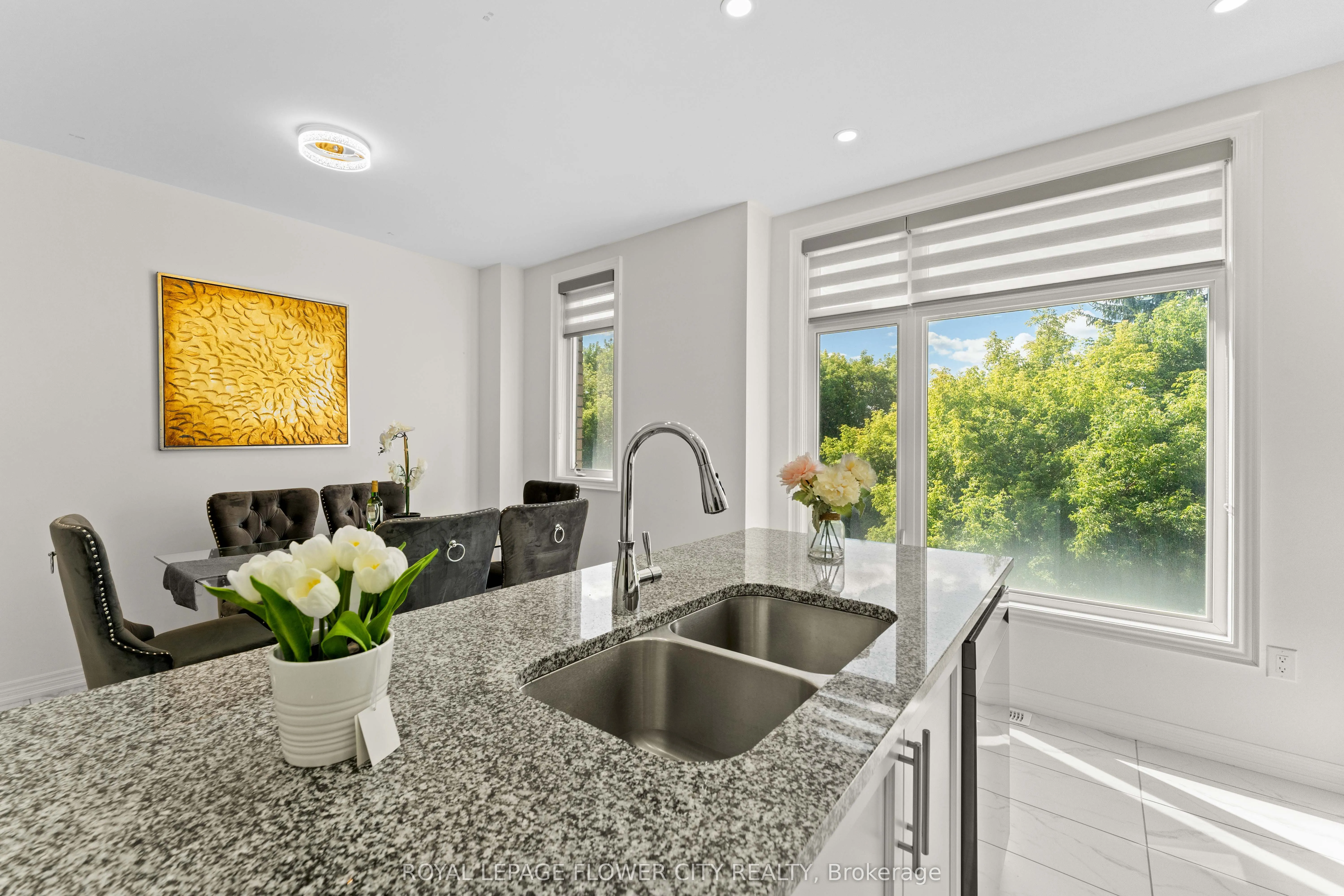 38 Queenpost Drive
