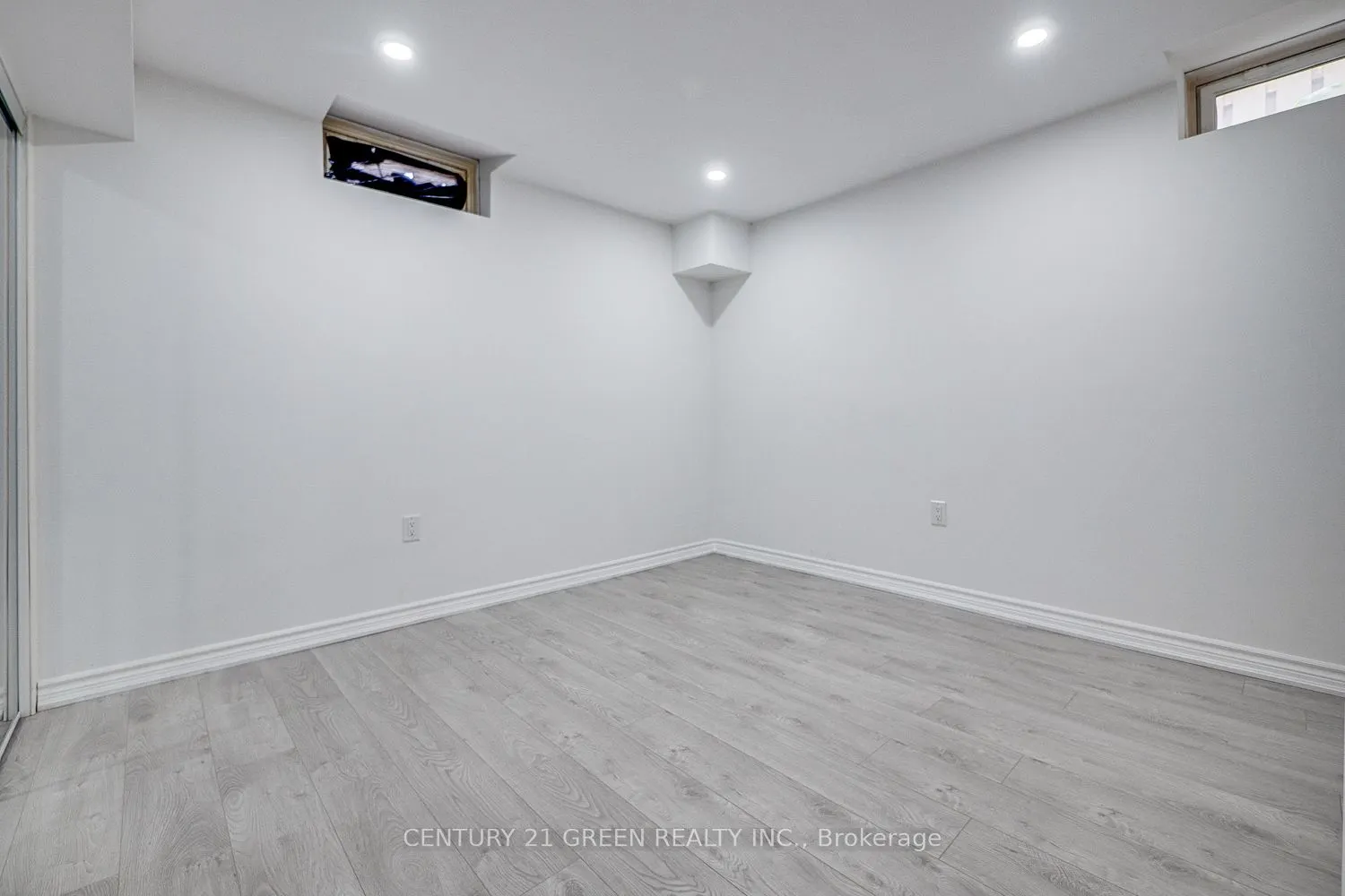 255 Fasken Court