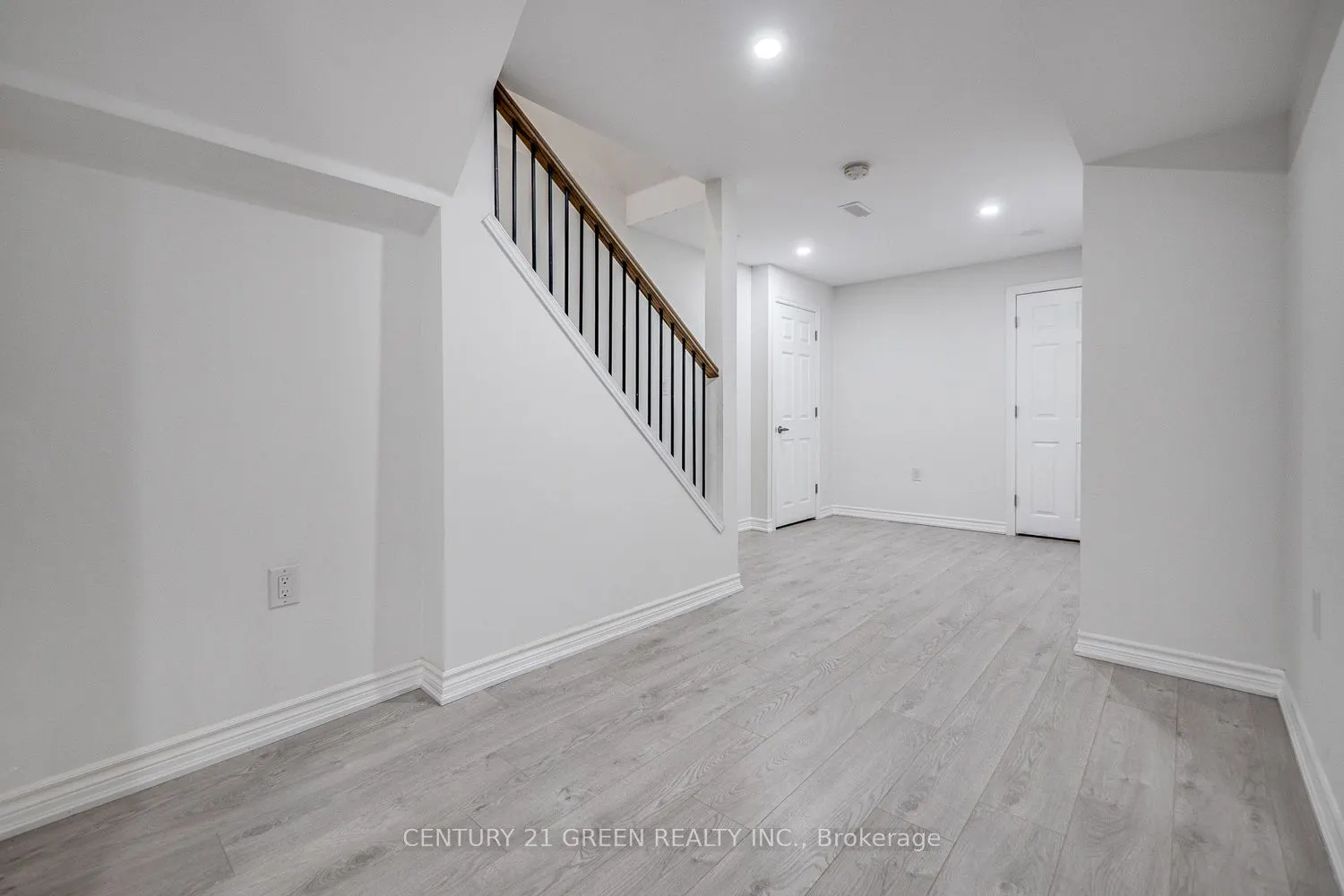 255 Fasken Court