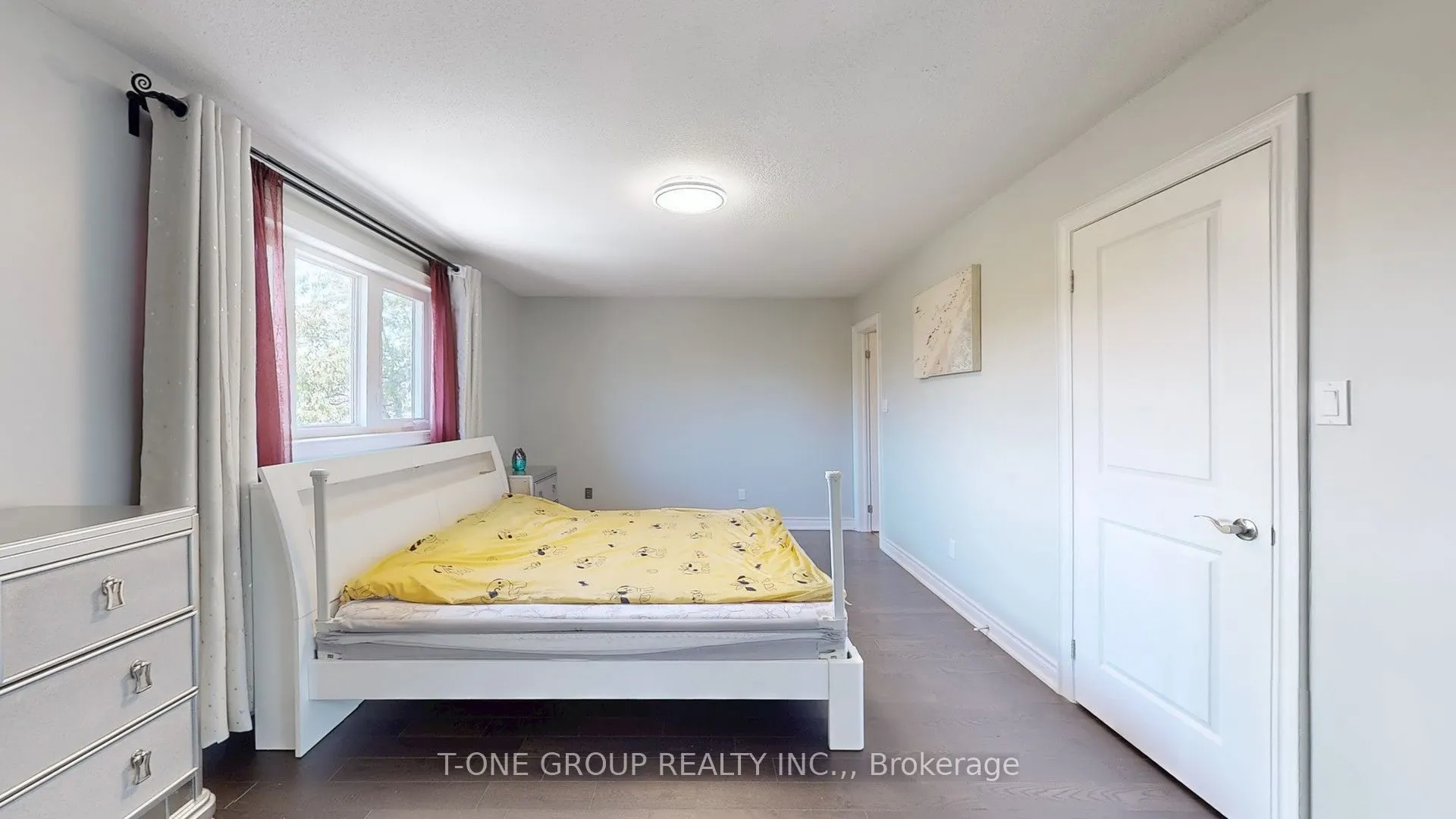 224 Kingsbridge Garden Circle