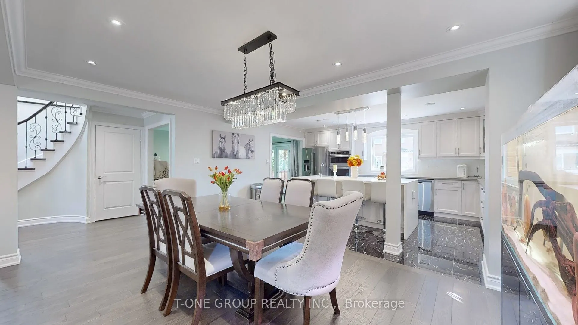 224 Kingsbridge Garden Circle
