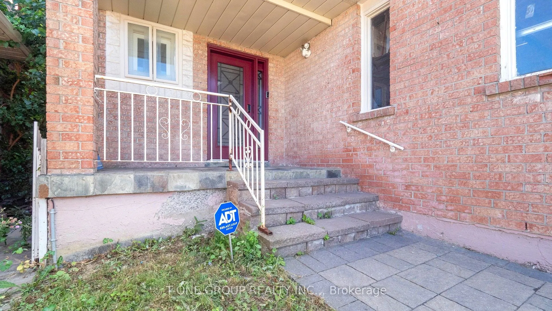 224 Kingsbridge Garden Circle