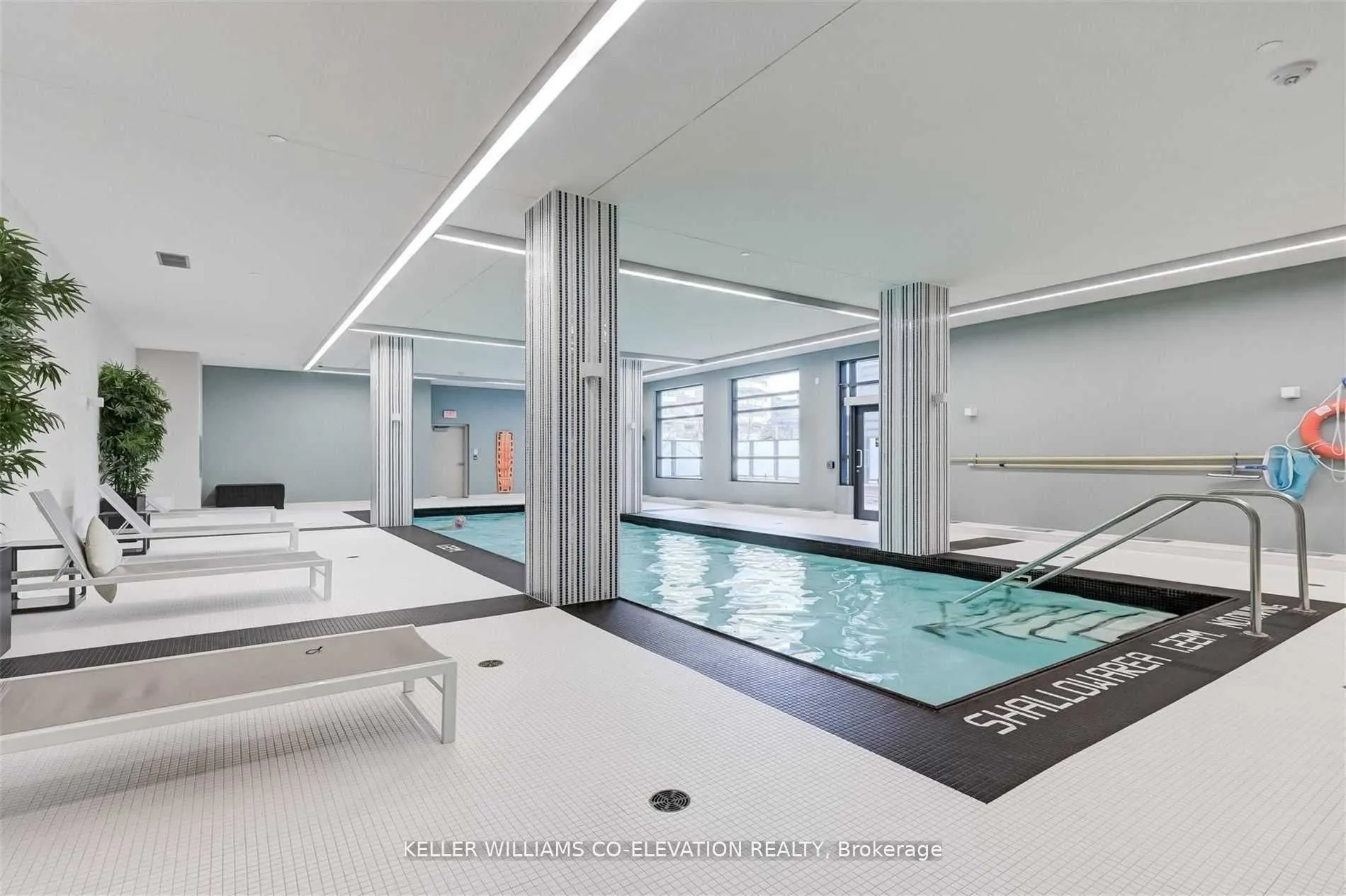 25 Fontenay Court, #1104