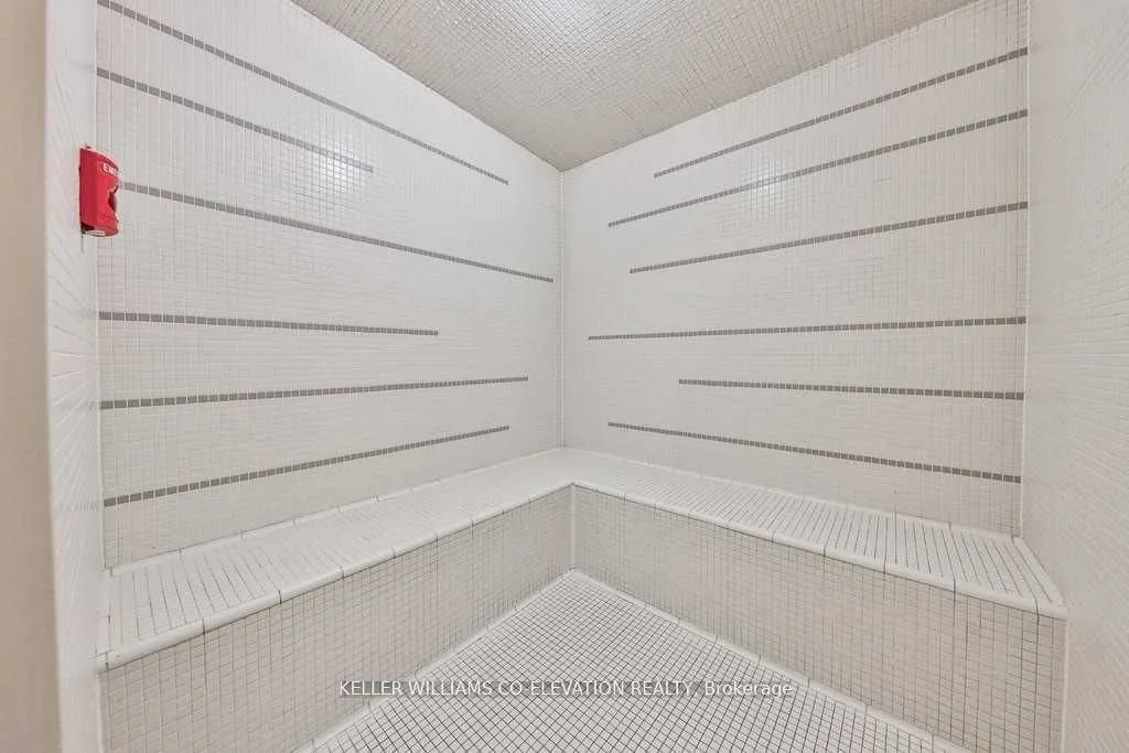 25 Fontenay Court, #1104