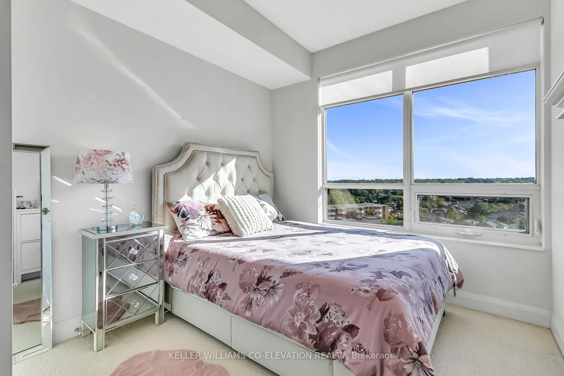 25 Fontenay Court, #1104