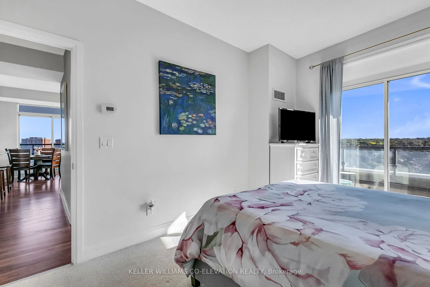 25 Fontenay Court, #1104