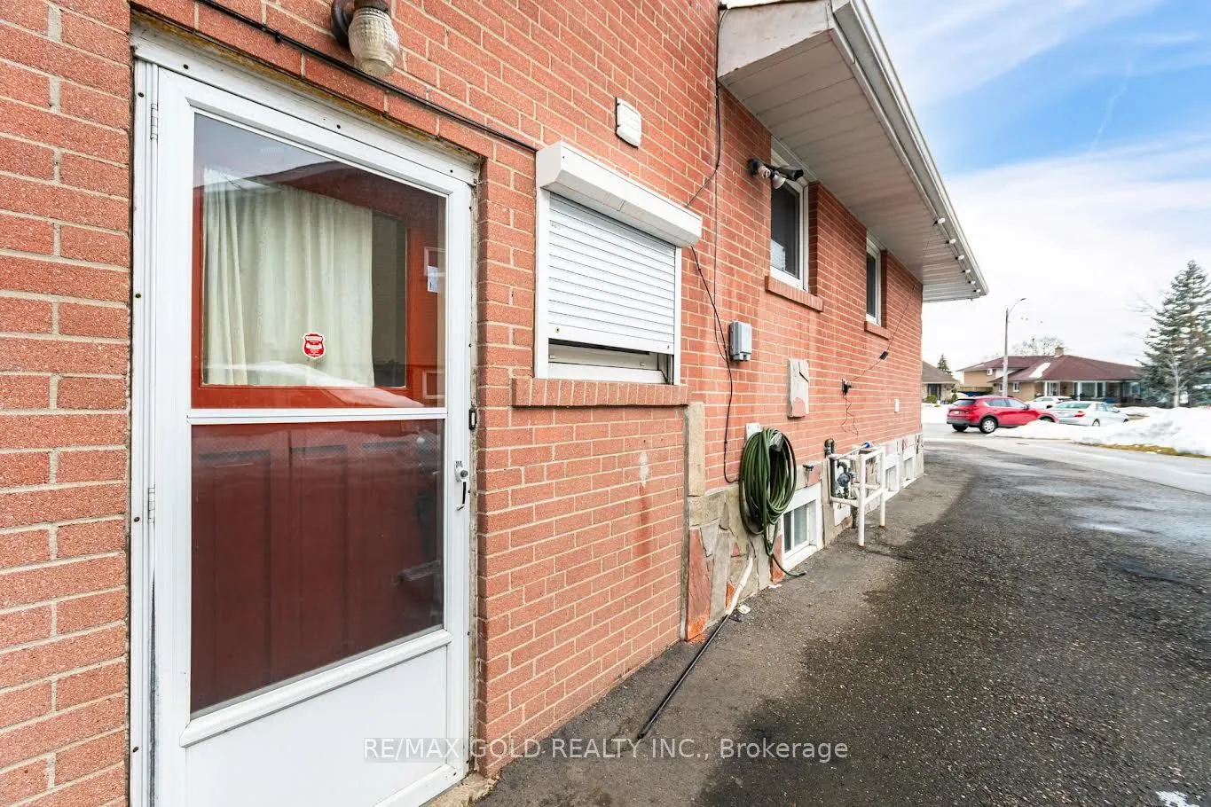 142 Wareside Road, #Lower