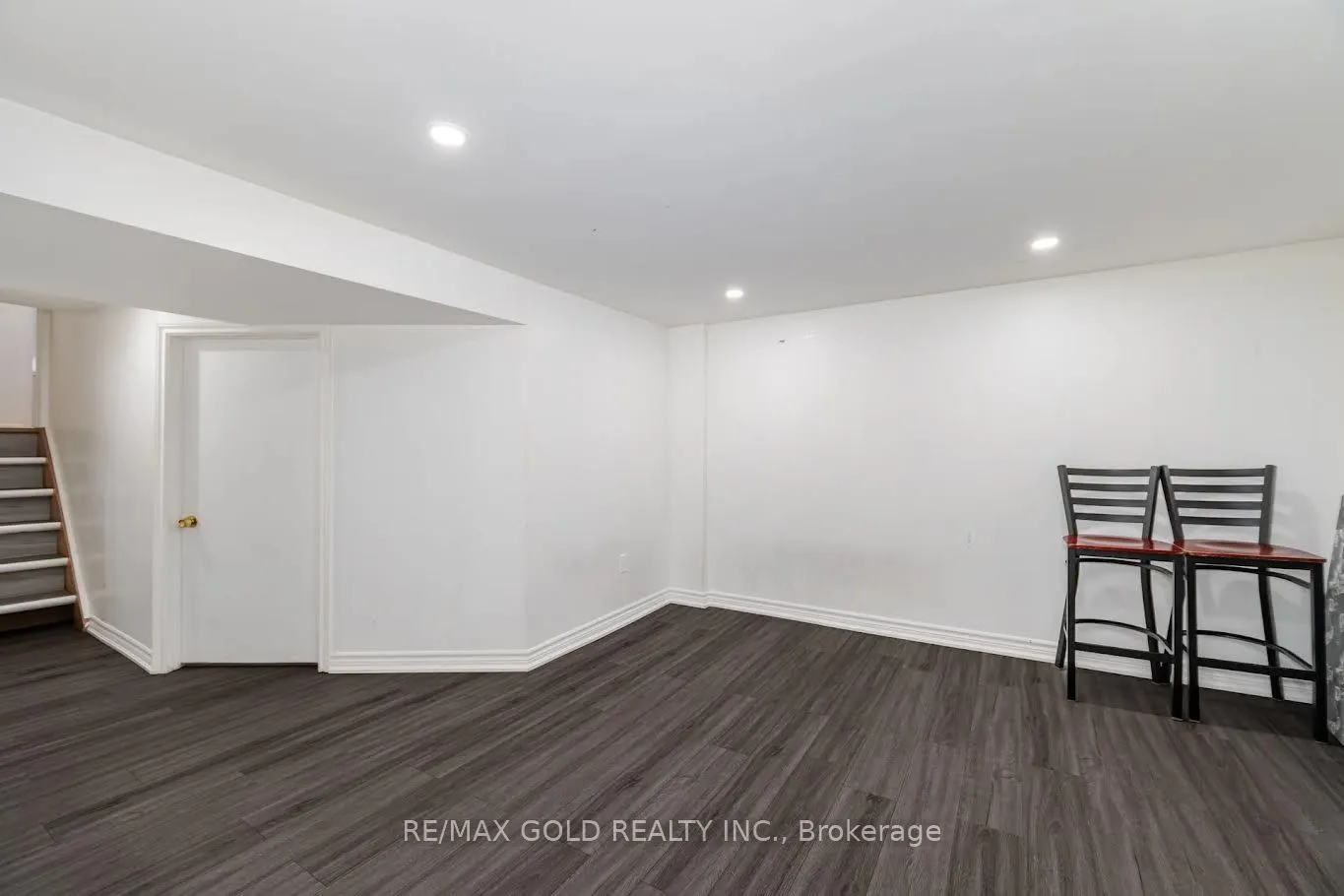 142 Wareside Road, #Lower
