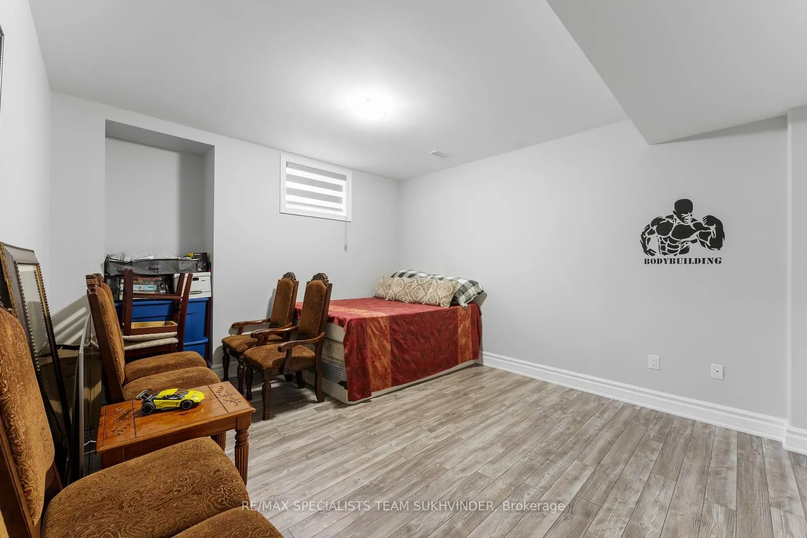 4 Rockton Court