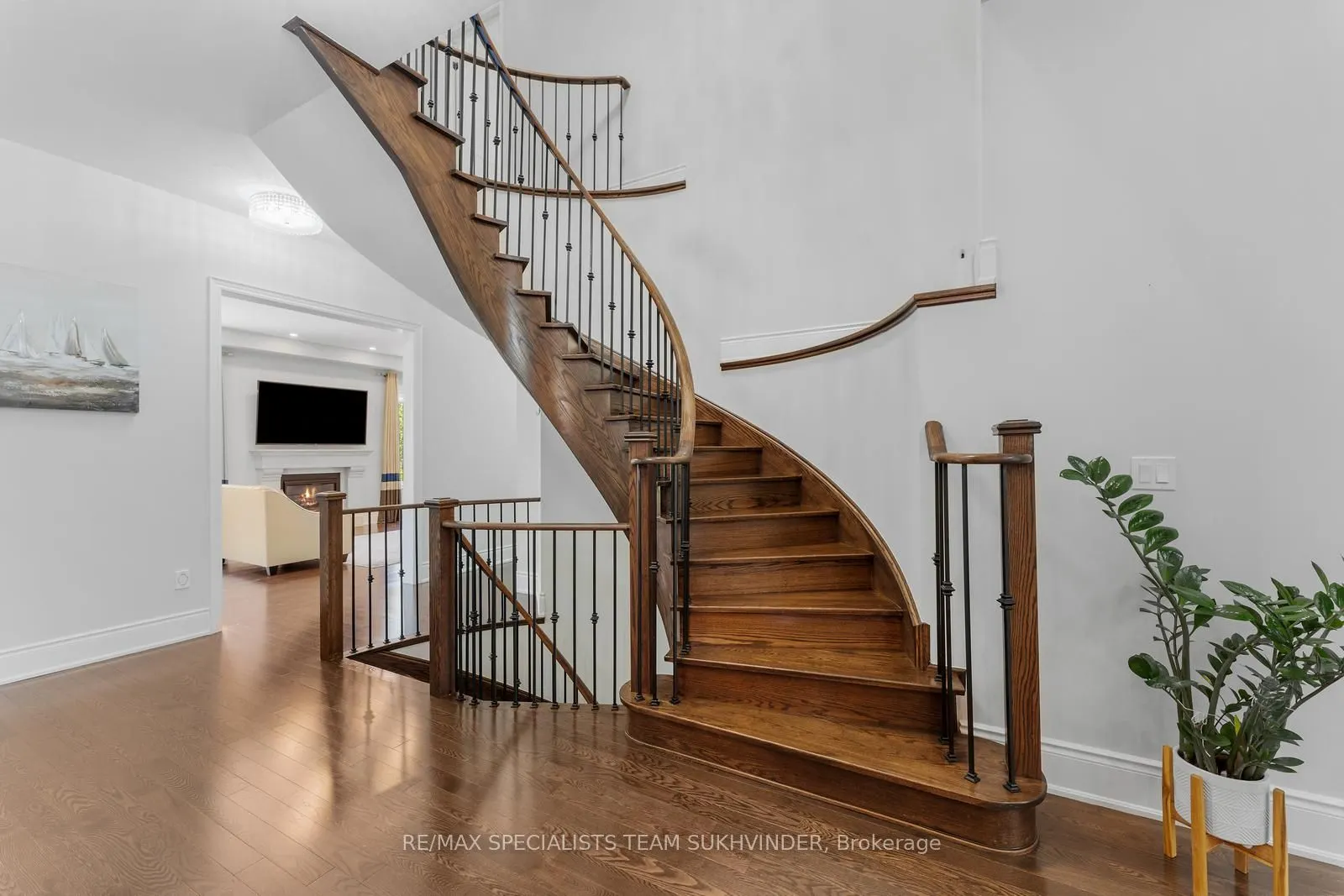4 Rockton Court
