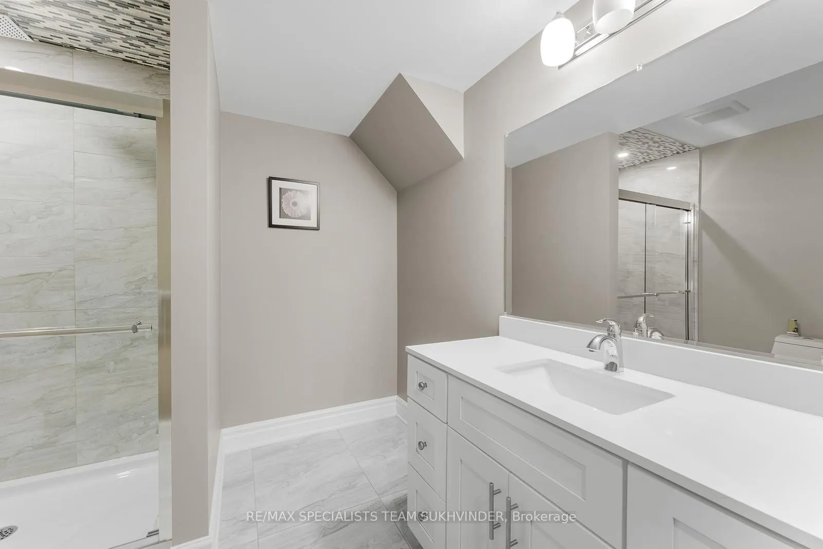 4 Rockton Court