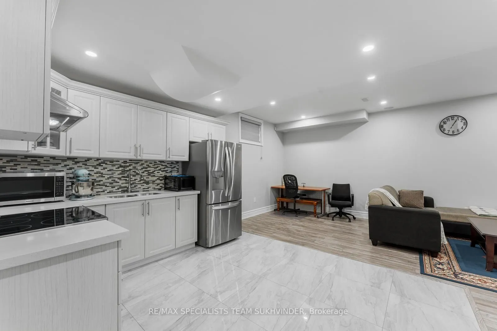 4 Rockton Court