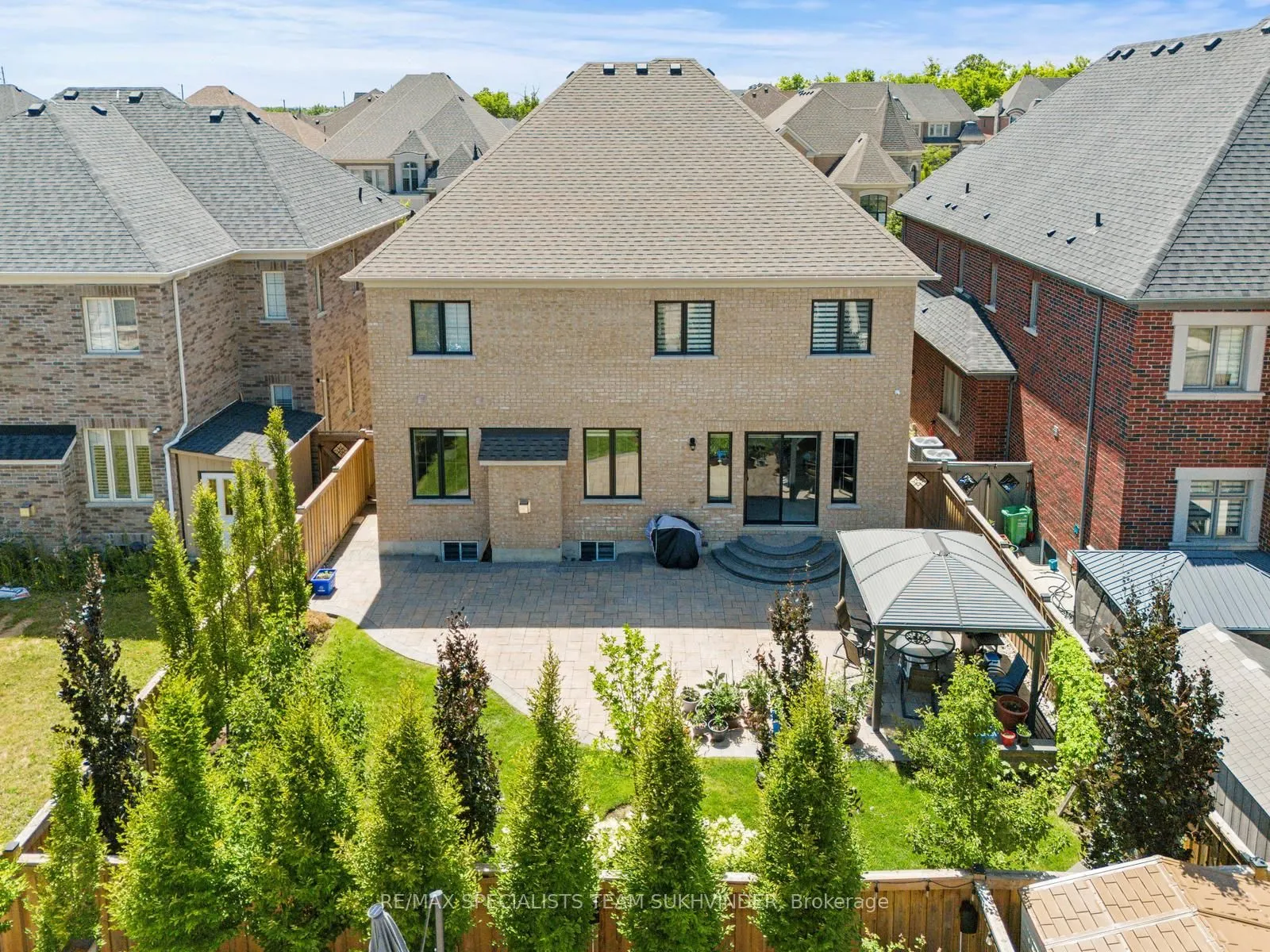 4 Rockton Court