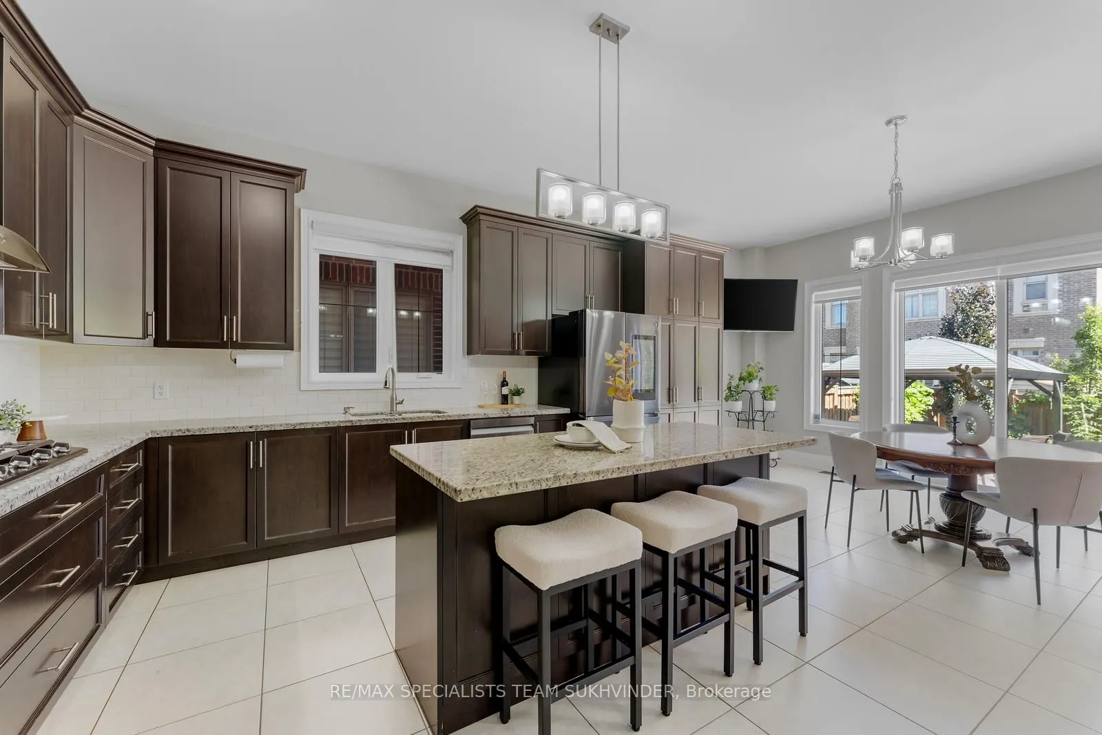 4 Rockton Court