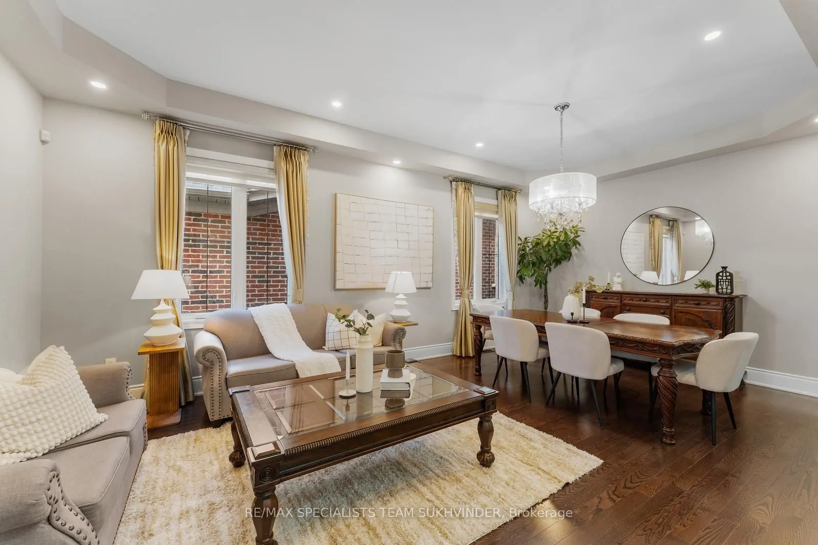 4 Rockton Court