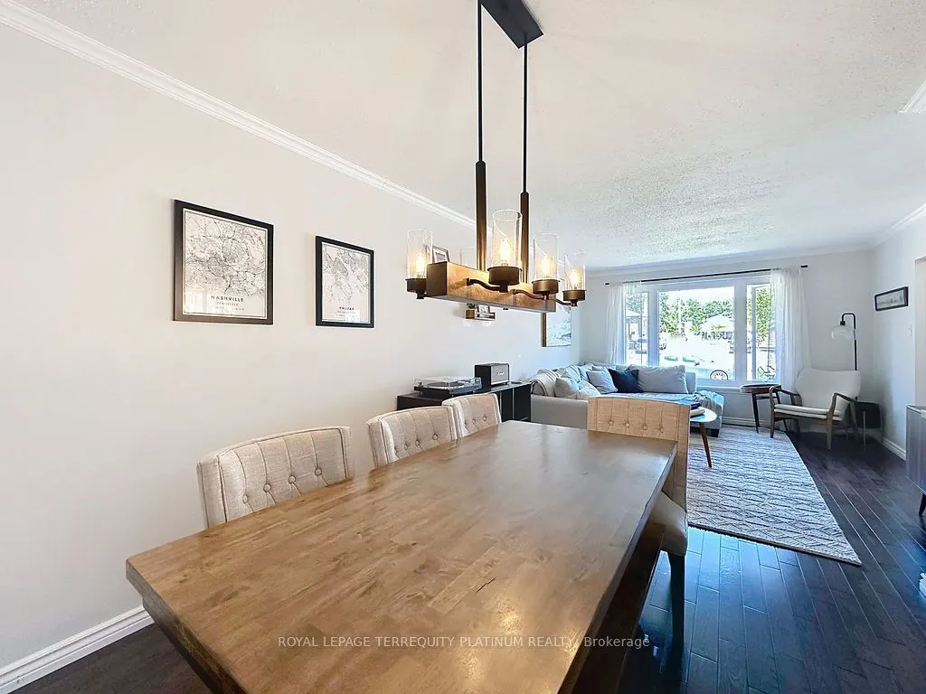 2456 Padstow Crescent