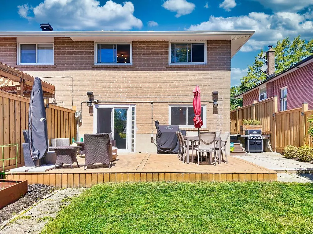 2456 Padstow Crescent
