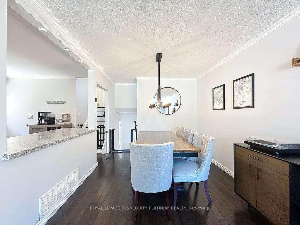 2456 Padstow Crescent