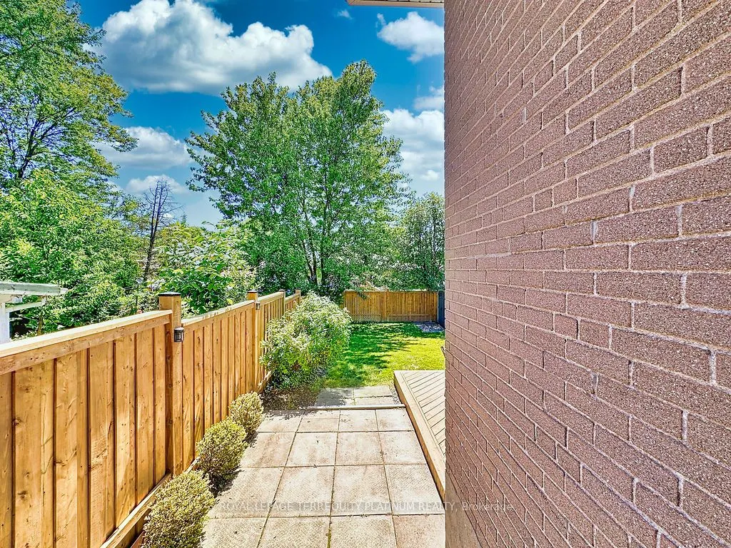 2456 Padstow Crescent