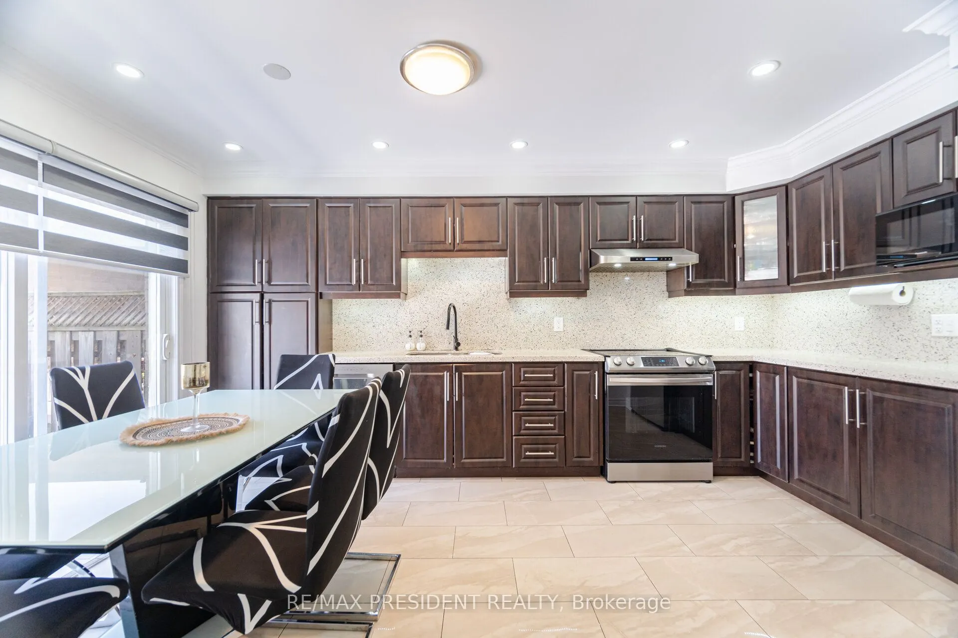 58 Frontenac Crescent