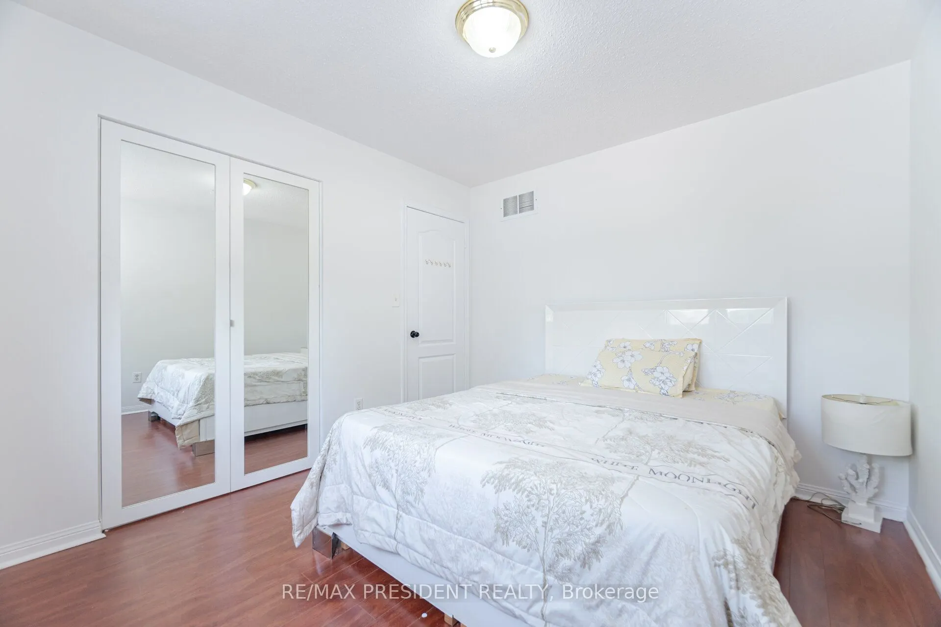 58 Frontenac Crescent
