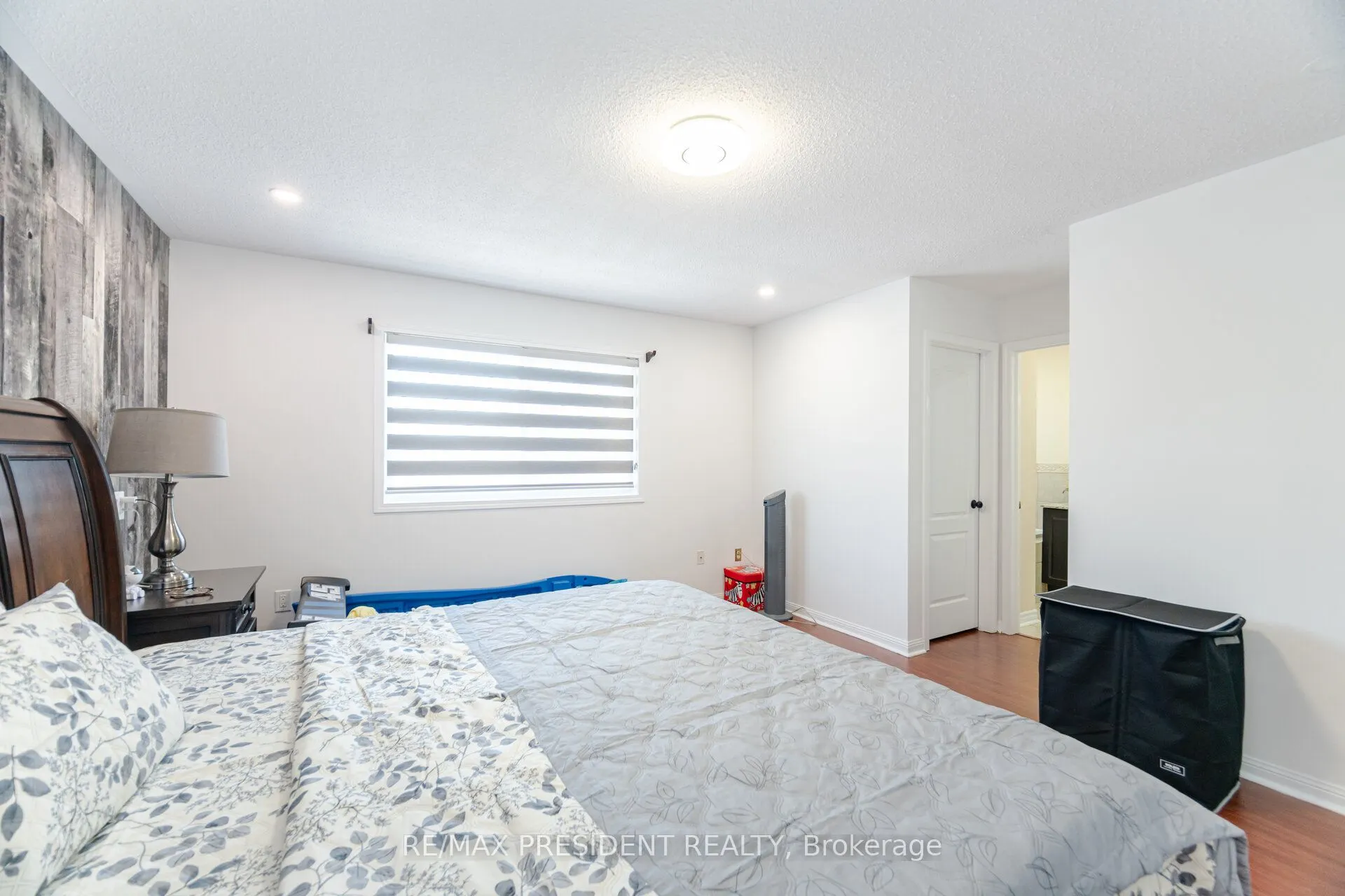 58 Frontenac Crescent