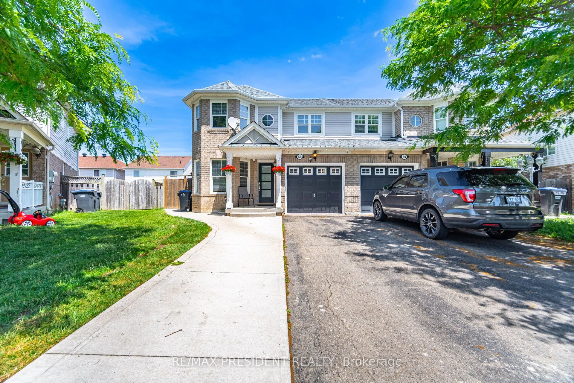 58 Frontenac Crescent