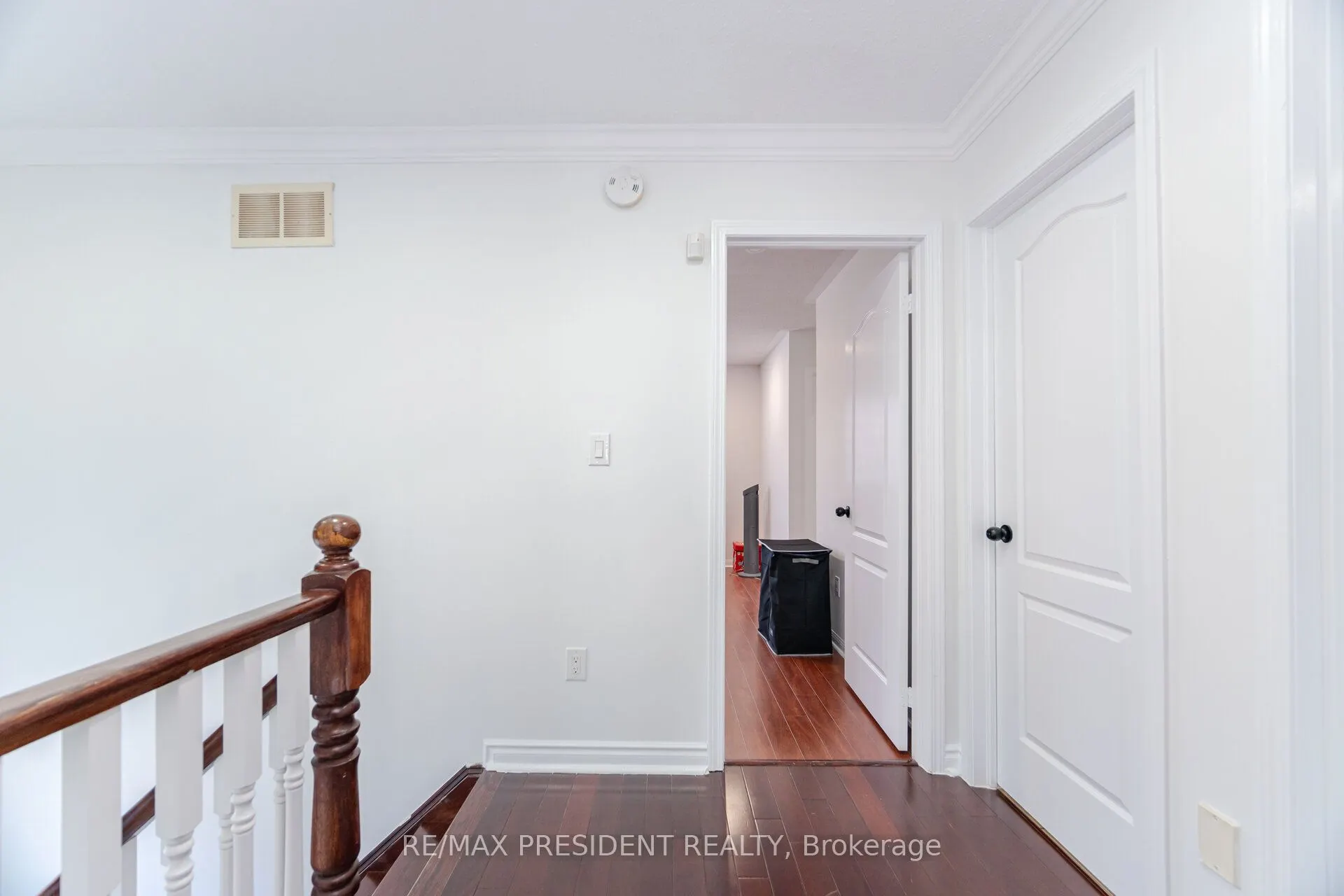 58 Frontenac Crescent