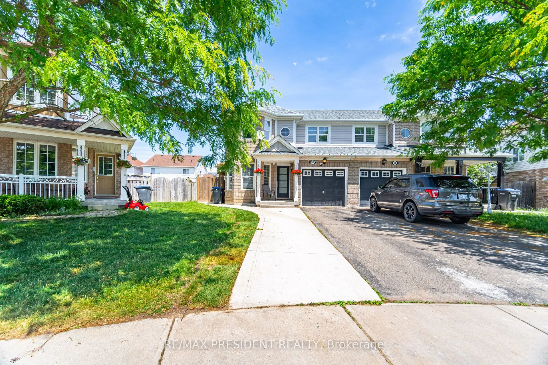 58 Frontenac Crescent