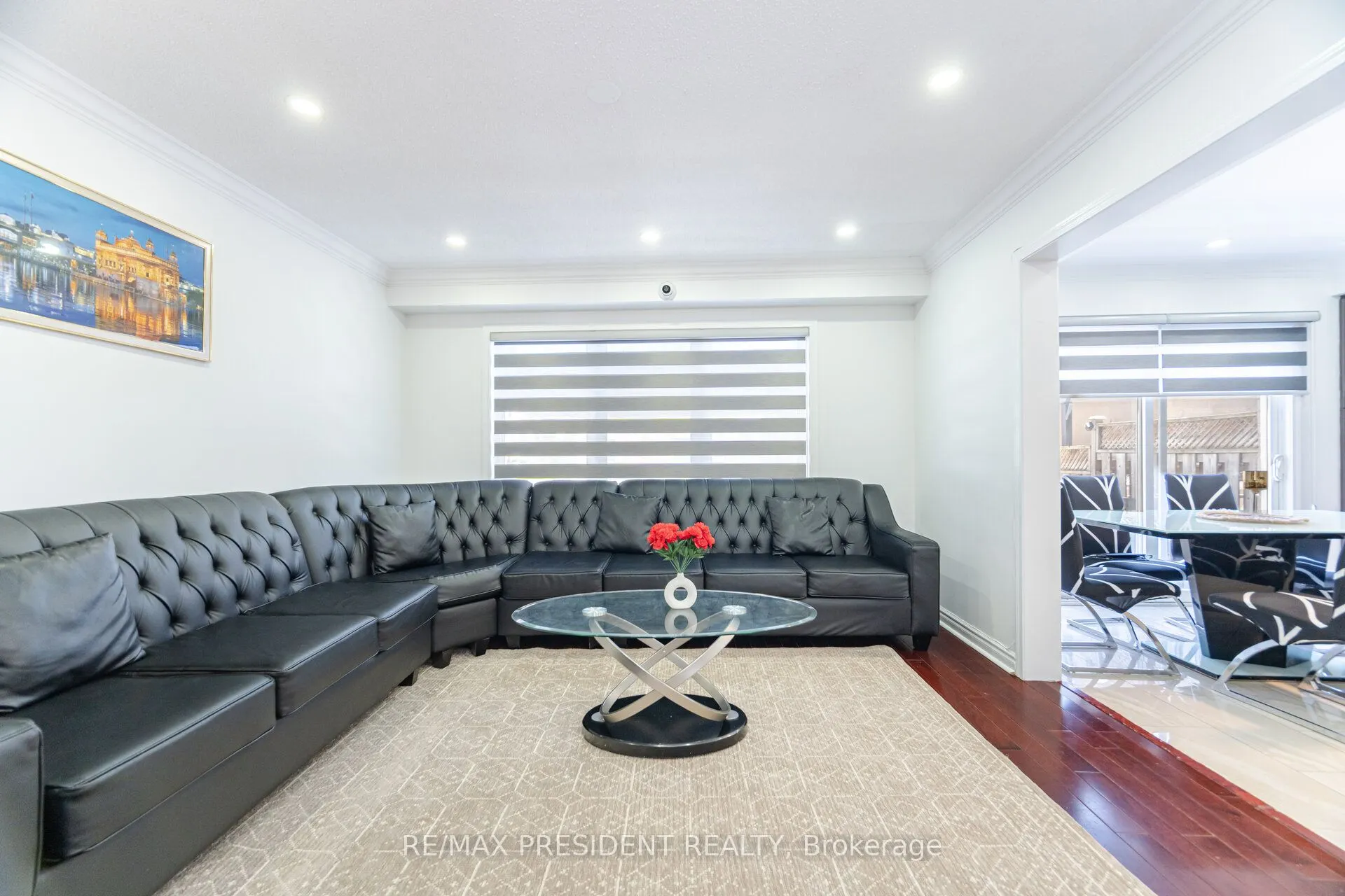 58 Frontenac Crescent