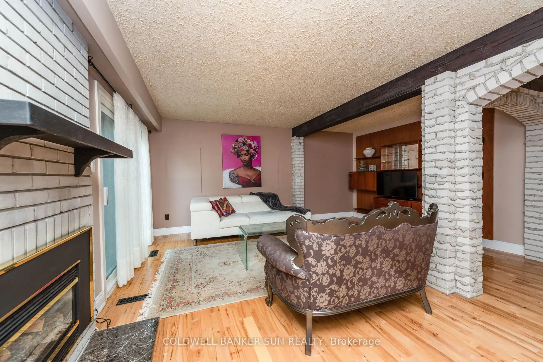 2483 Yarmouth Crescent