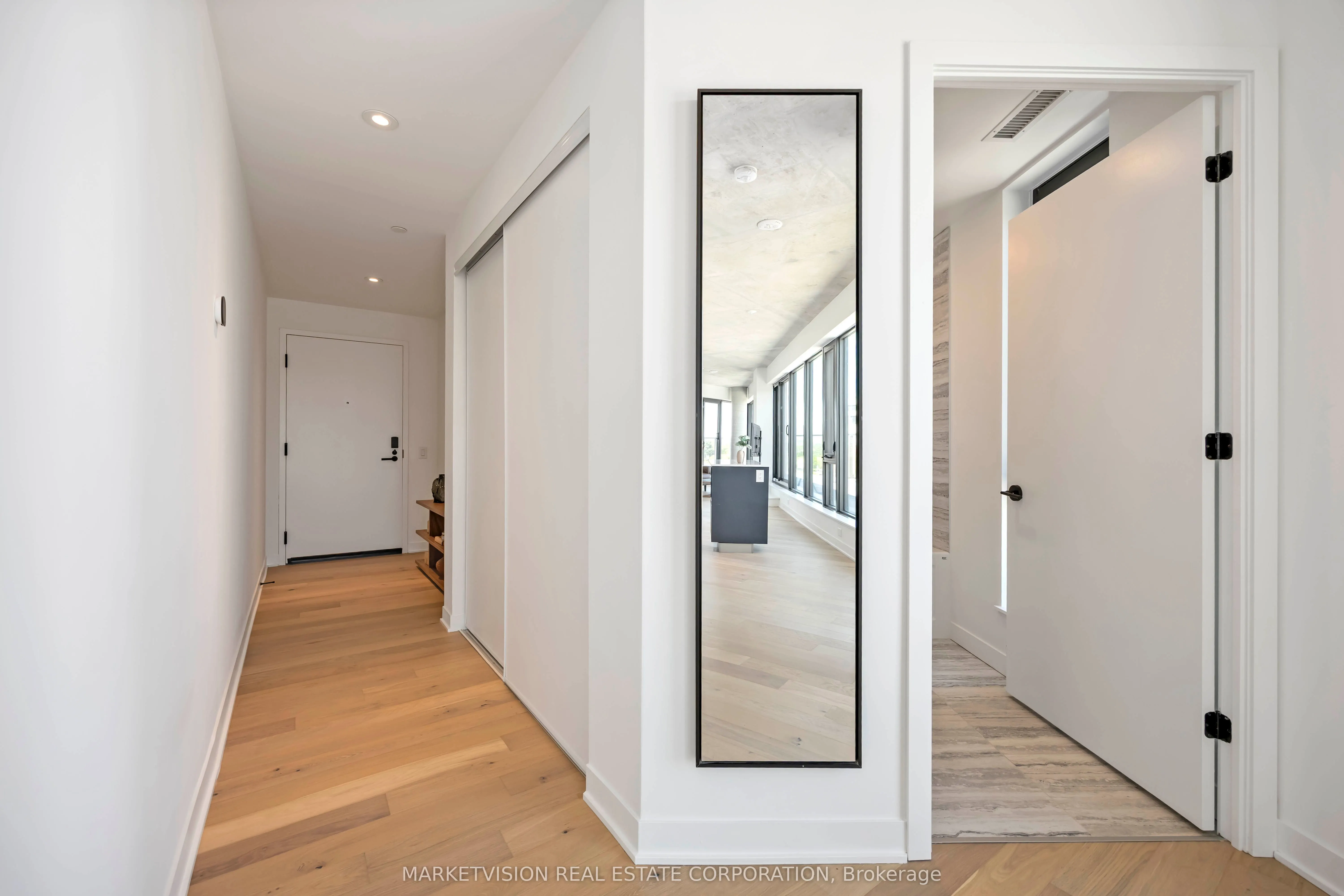 2625 Dundas Street W, #705