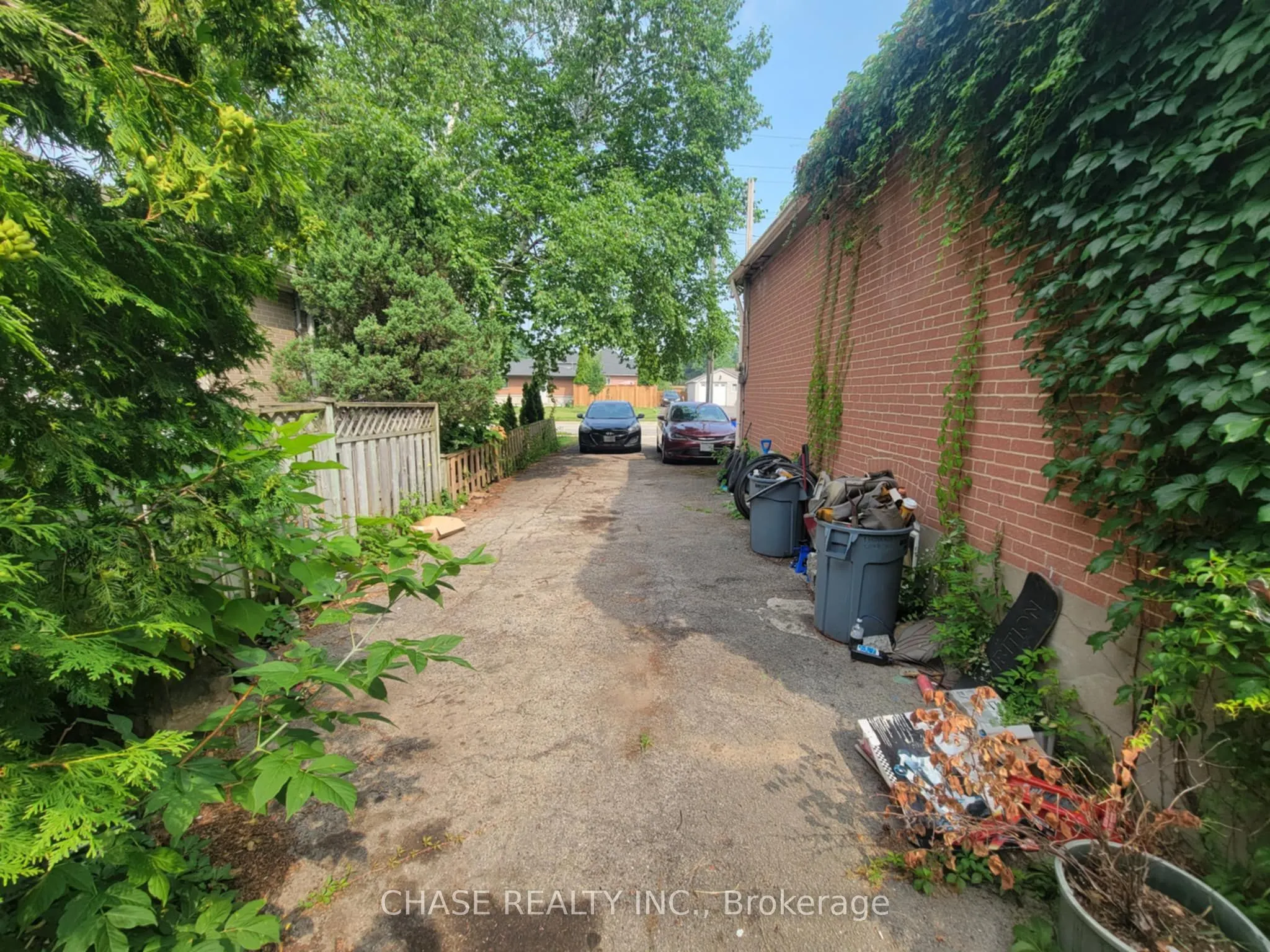 2366 Mountainside Drive