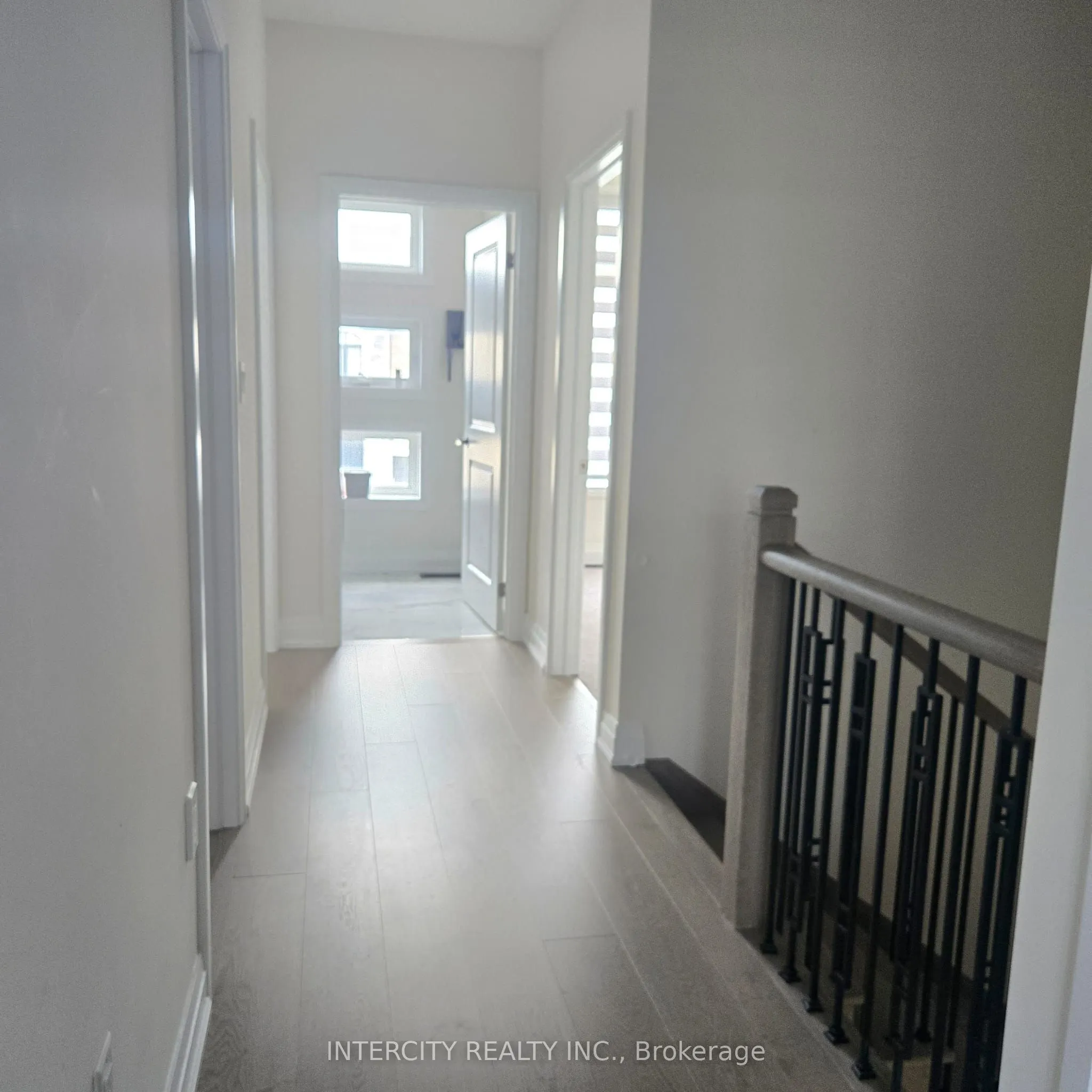 16 Moorcroft Place, #Upper
