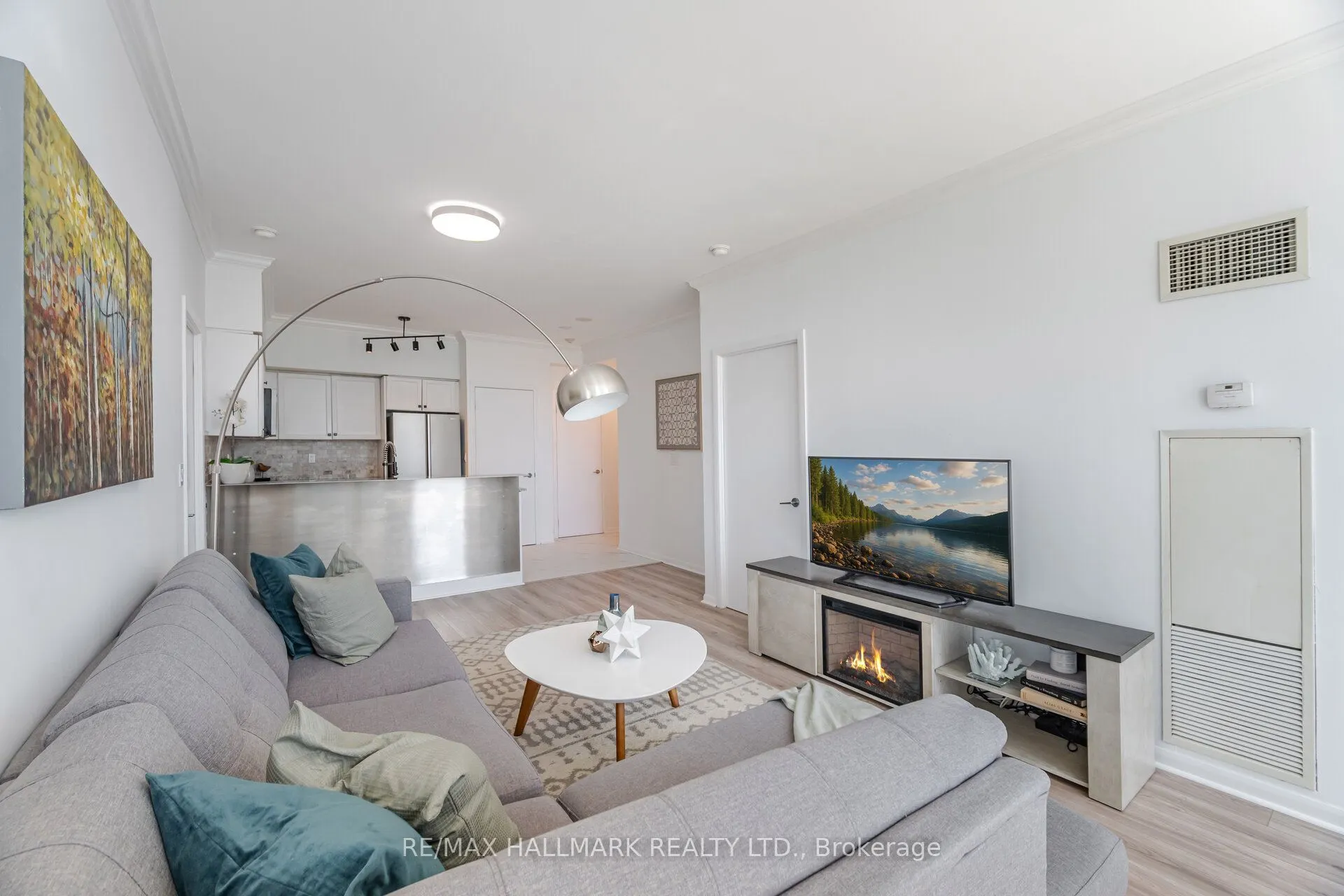 185 Legion Road N, #1114