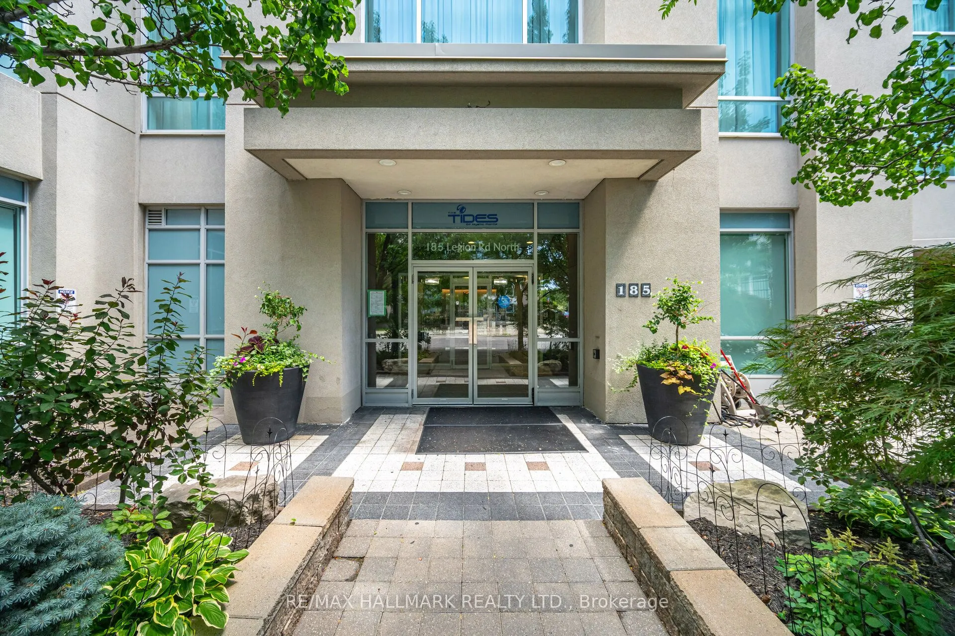 185 Legion Road N, #1114