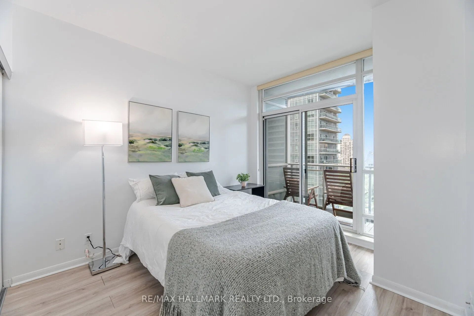 185 Legion Road N, #1114