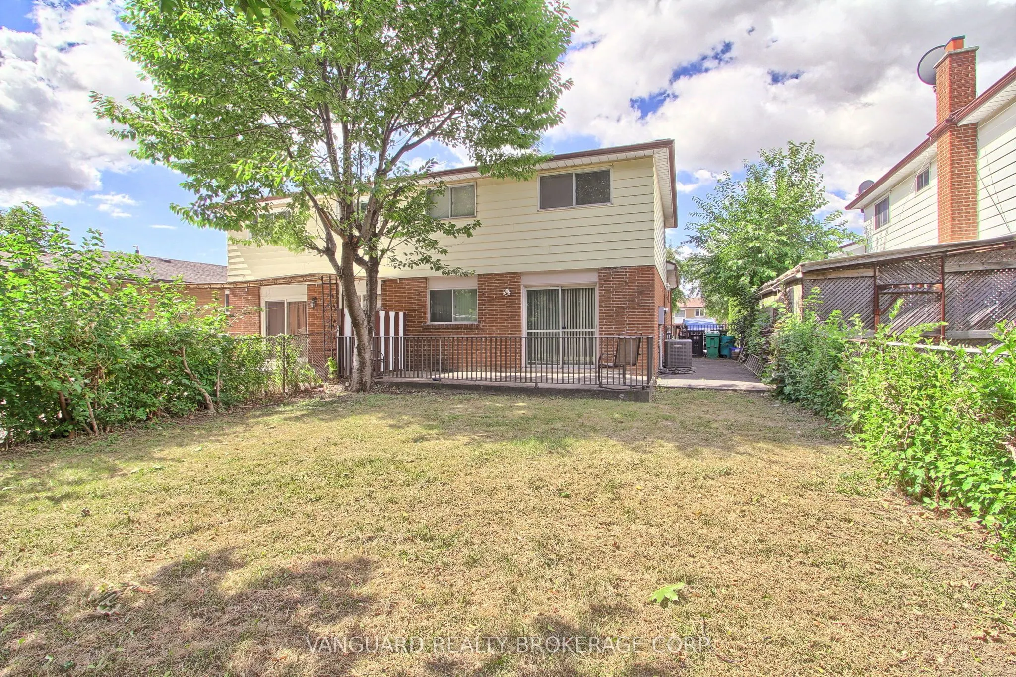 7405 Catalpa Road