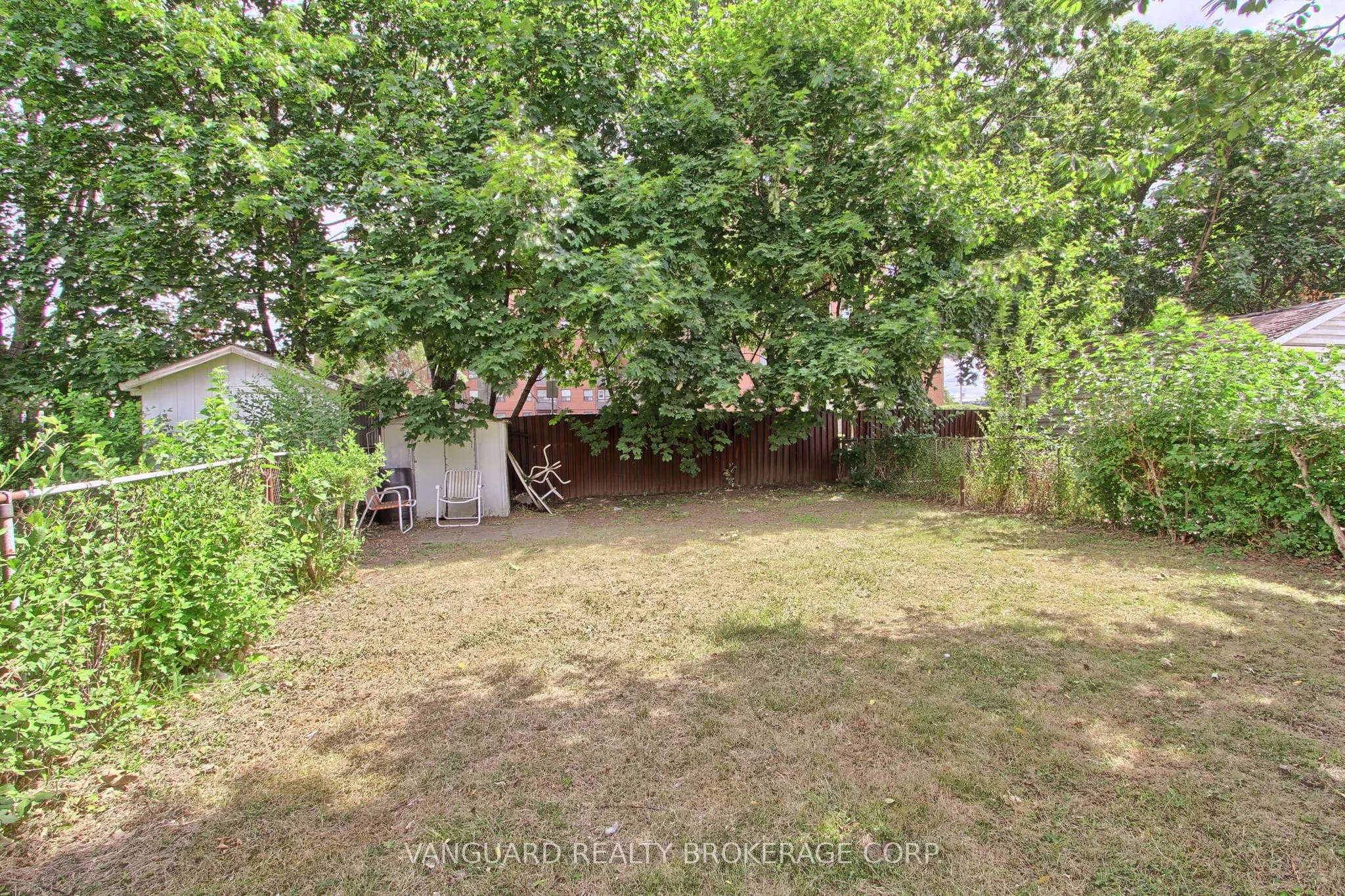 7405 Catalpa Road