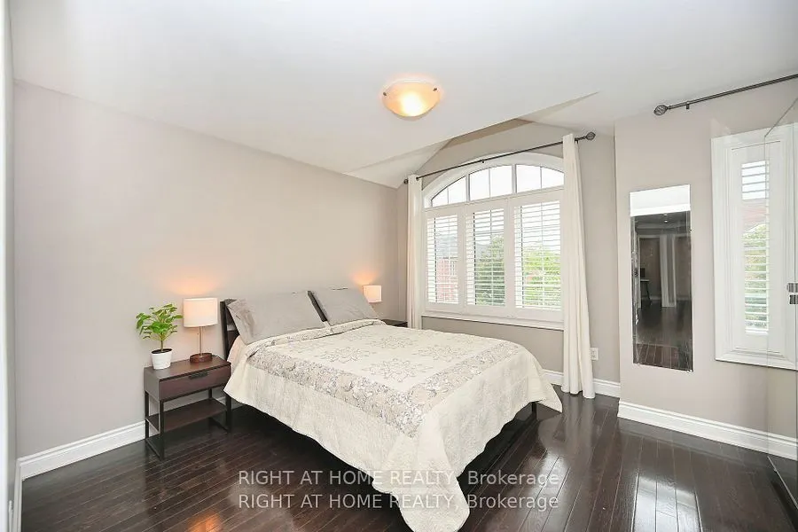 371 Hincks Drive