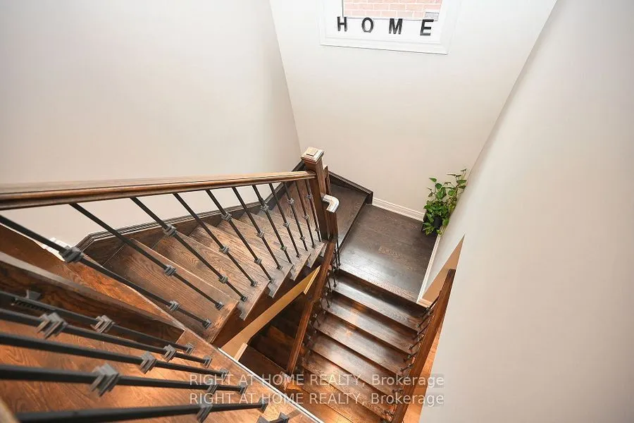 371 Hincks Drive