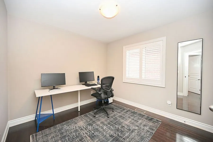 371 Hincks Drive