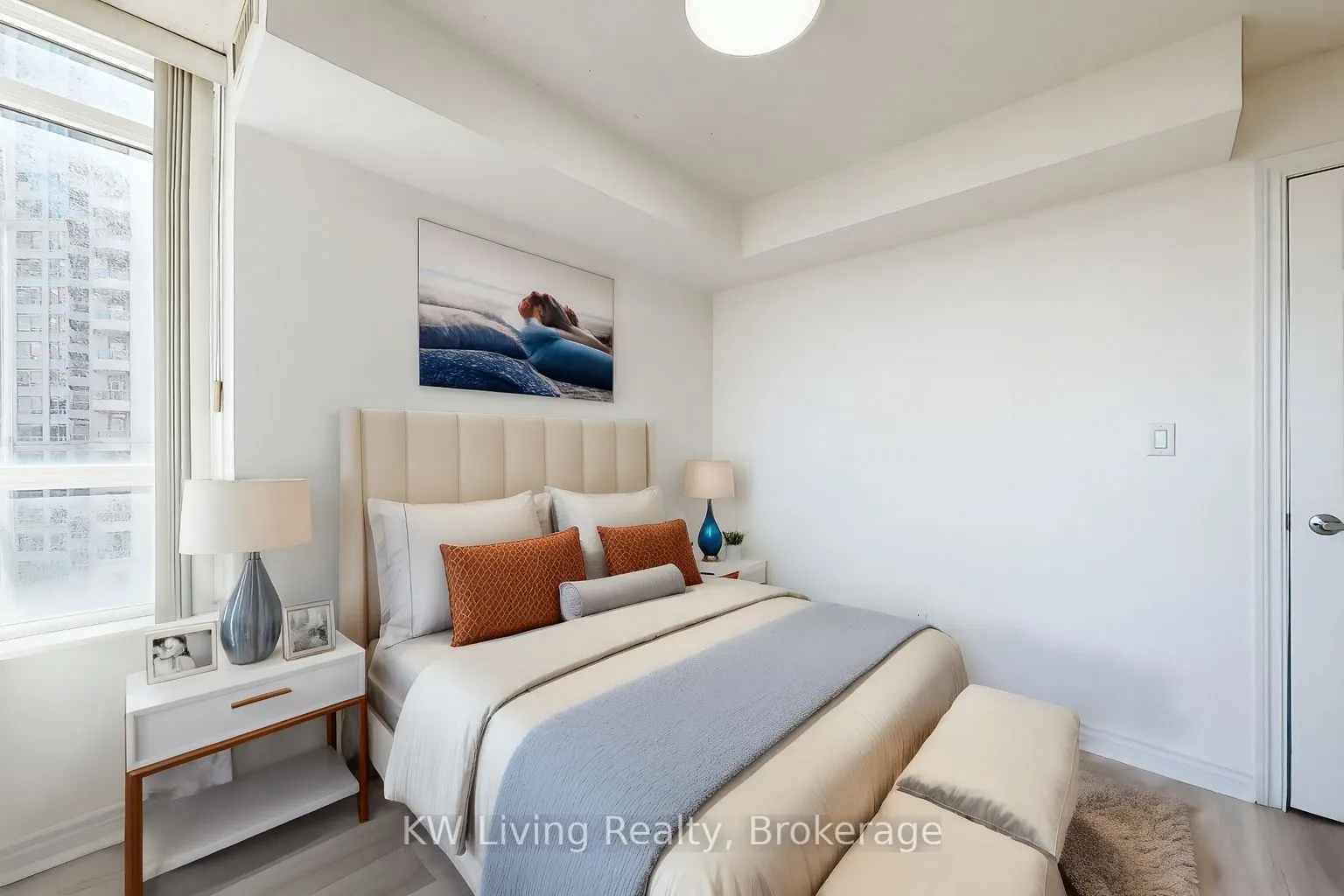 3888 Duke Of York Boulevard, #733