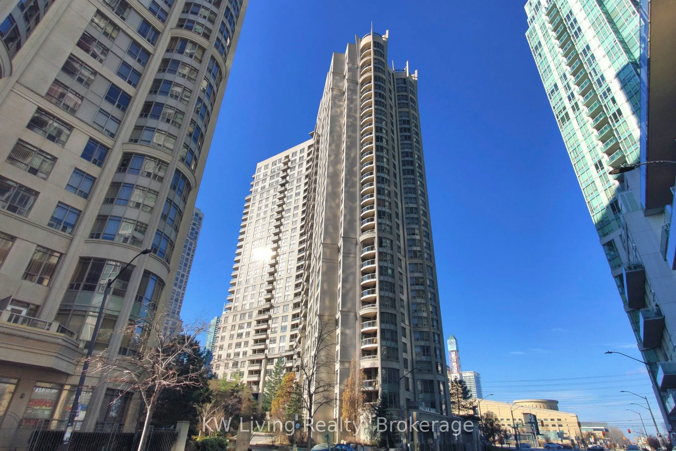 3888 Duke Of York Boulevard, #733