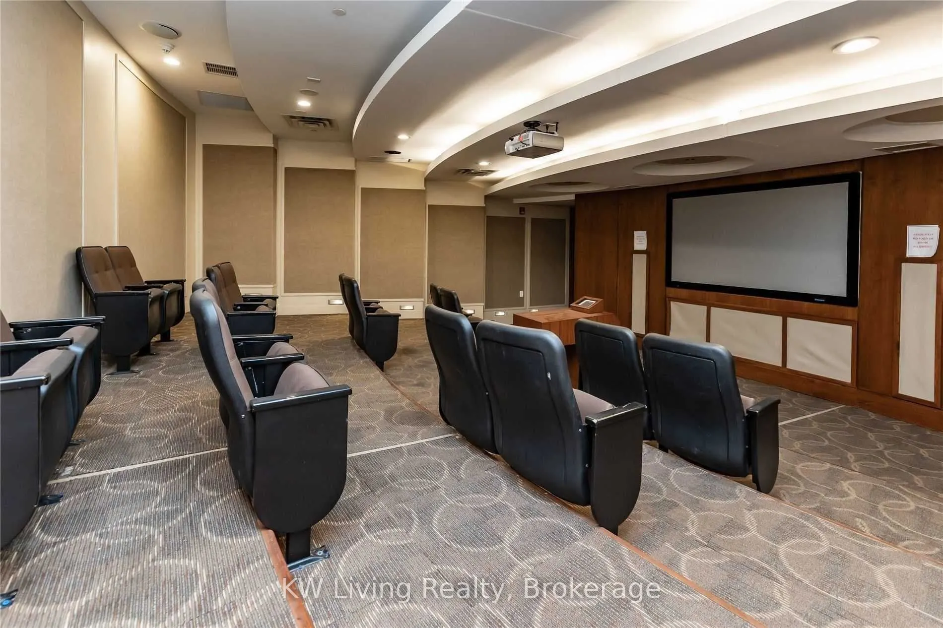 3888 Duke Of York Boulevard, #733