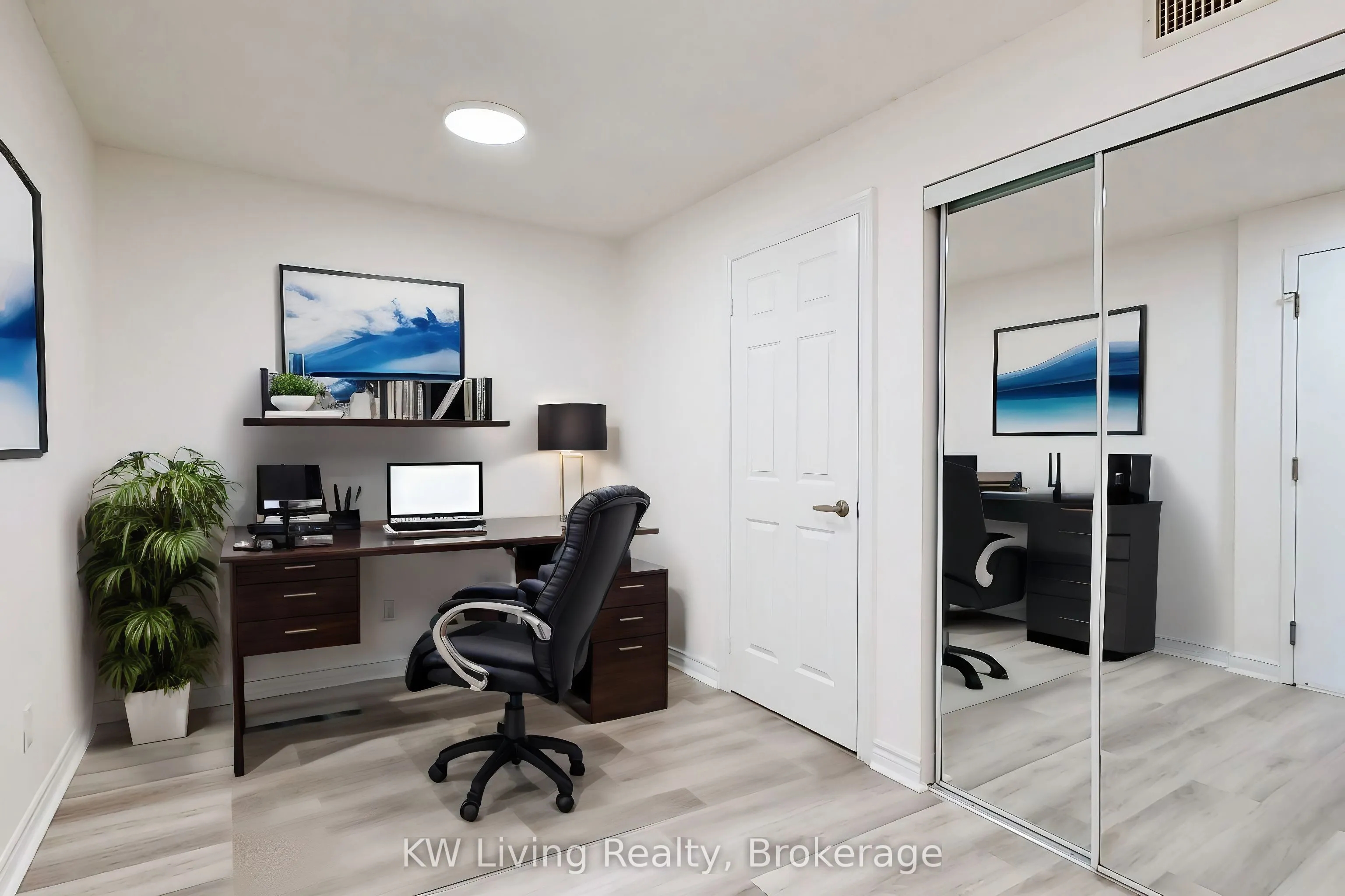 3888 Duke Of York Boulevard, #733